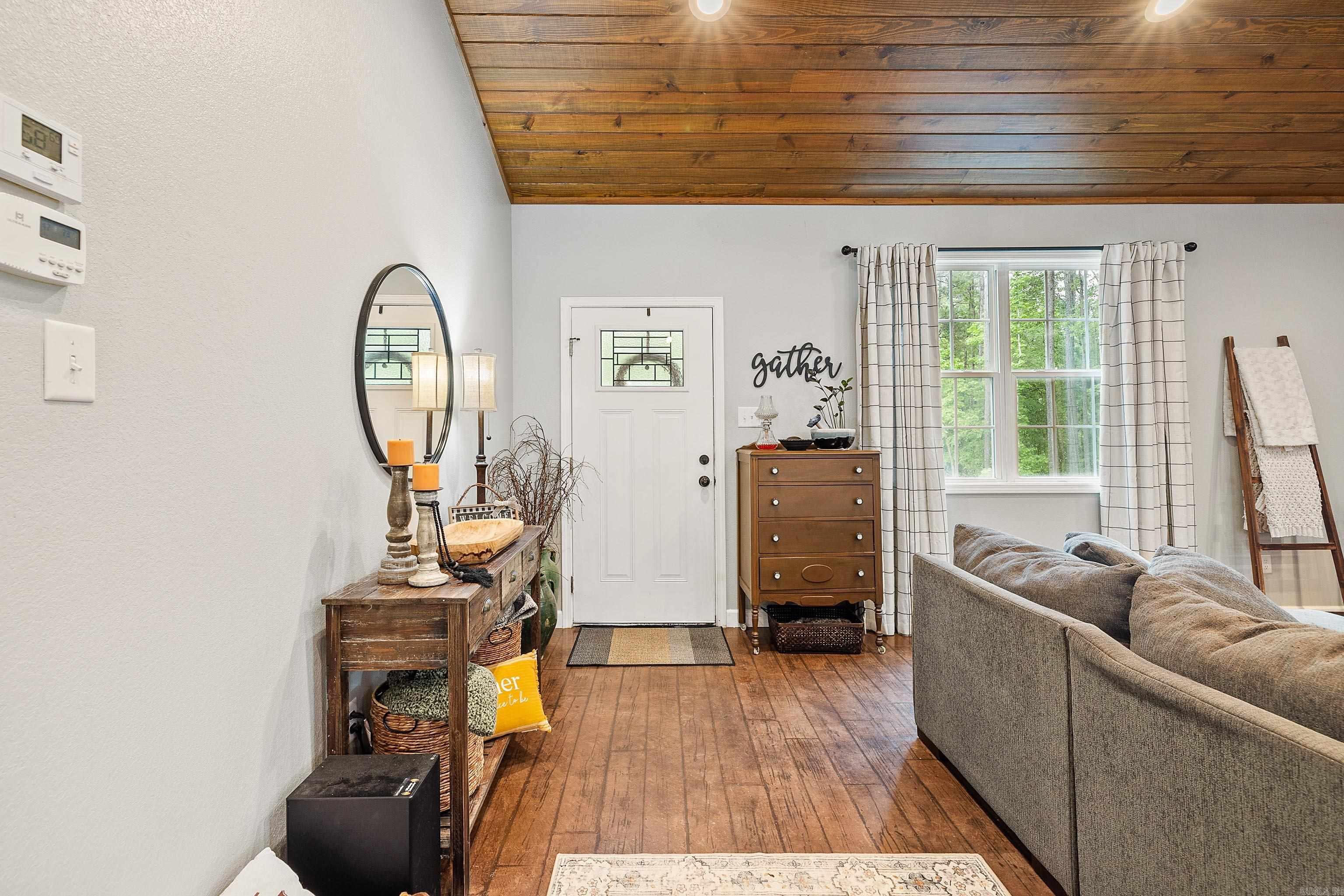 908 Oak Grove Road