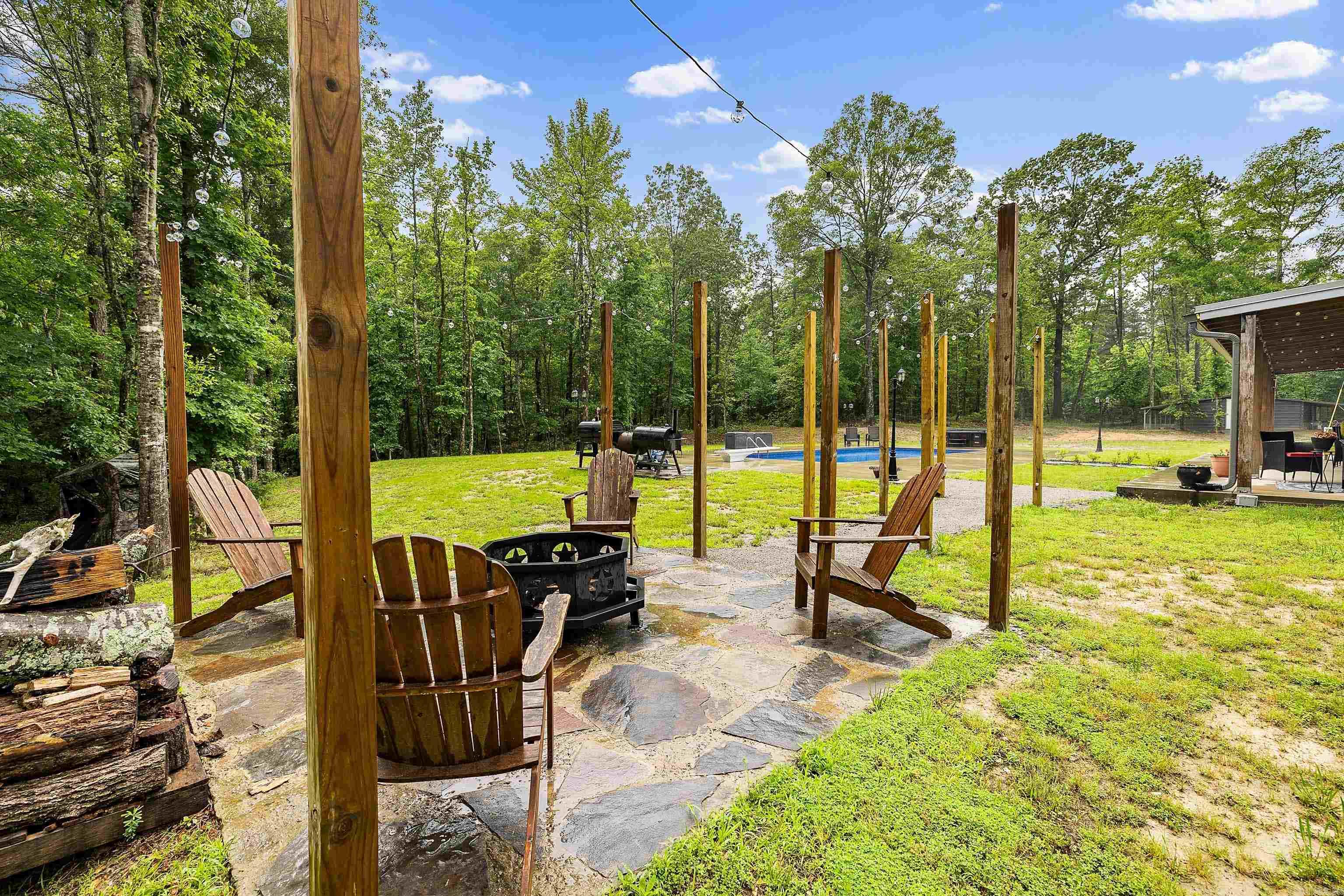 908 Oak Grove Road