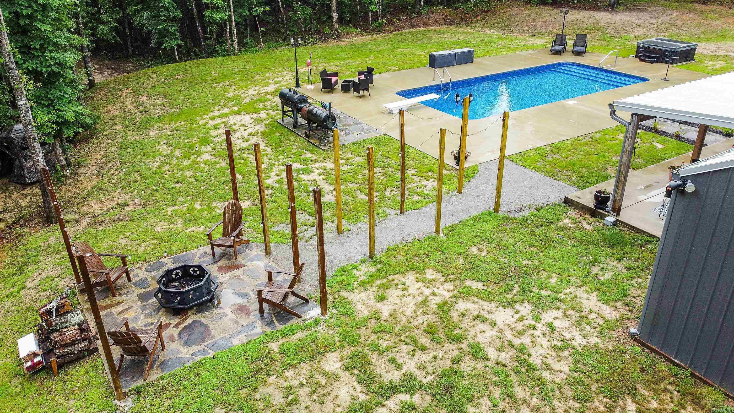 908 Oak Grove Road