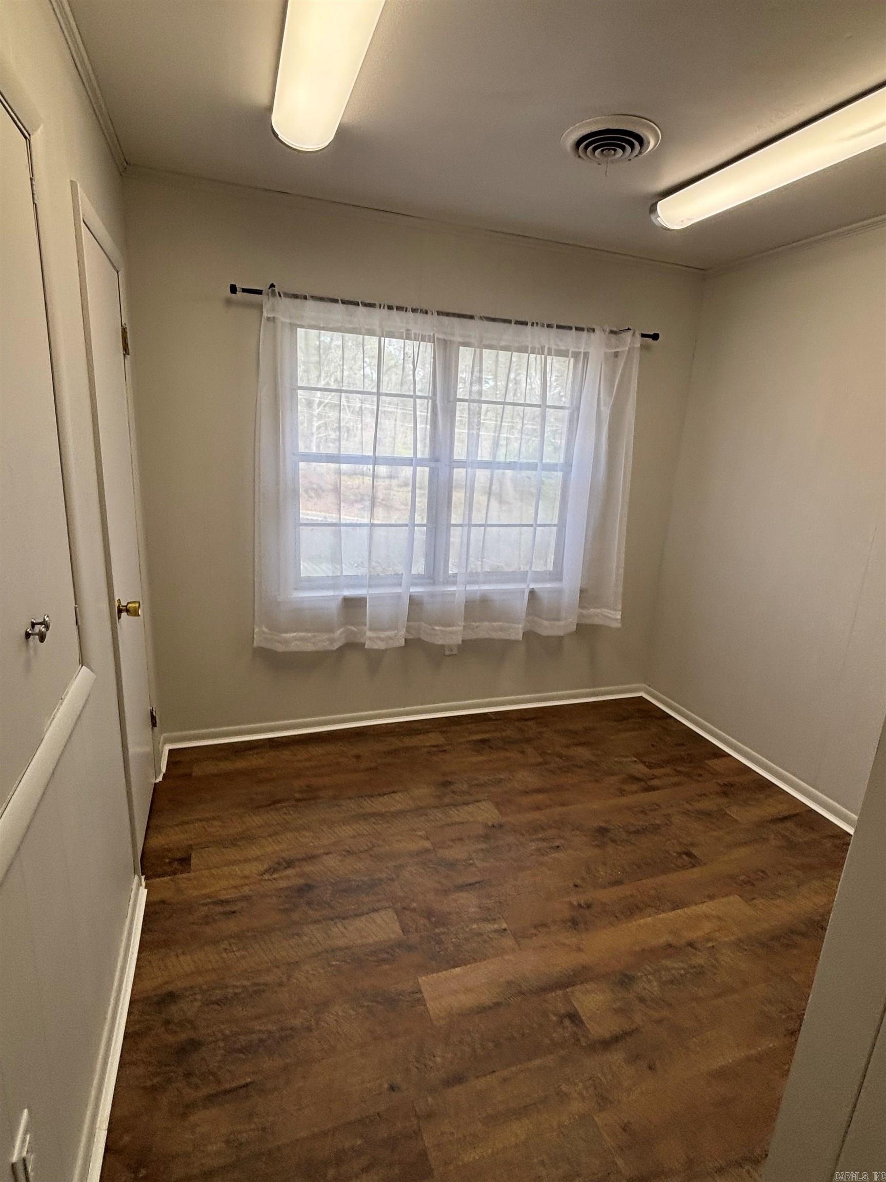 6 Pinewood Drive