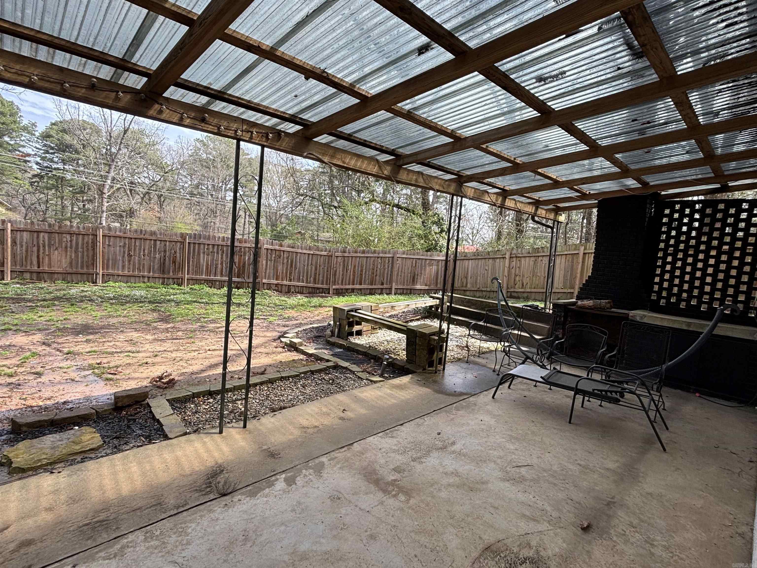 6 Pinewood Drive