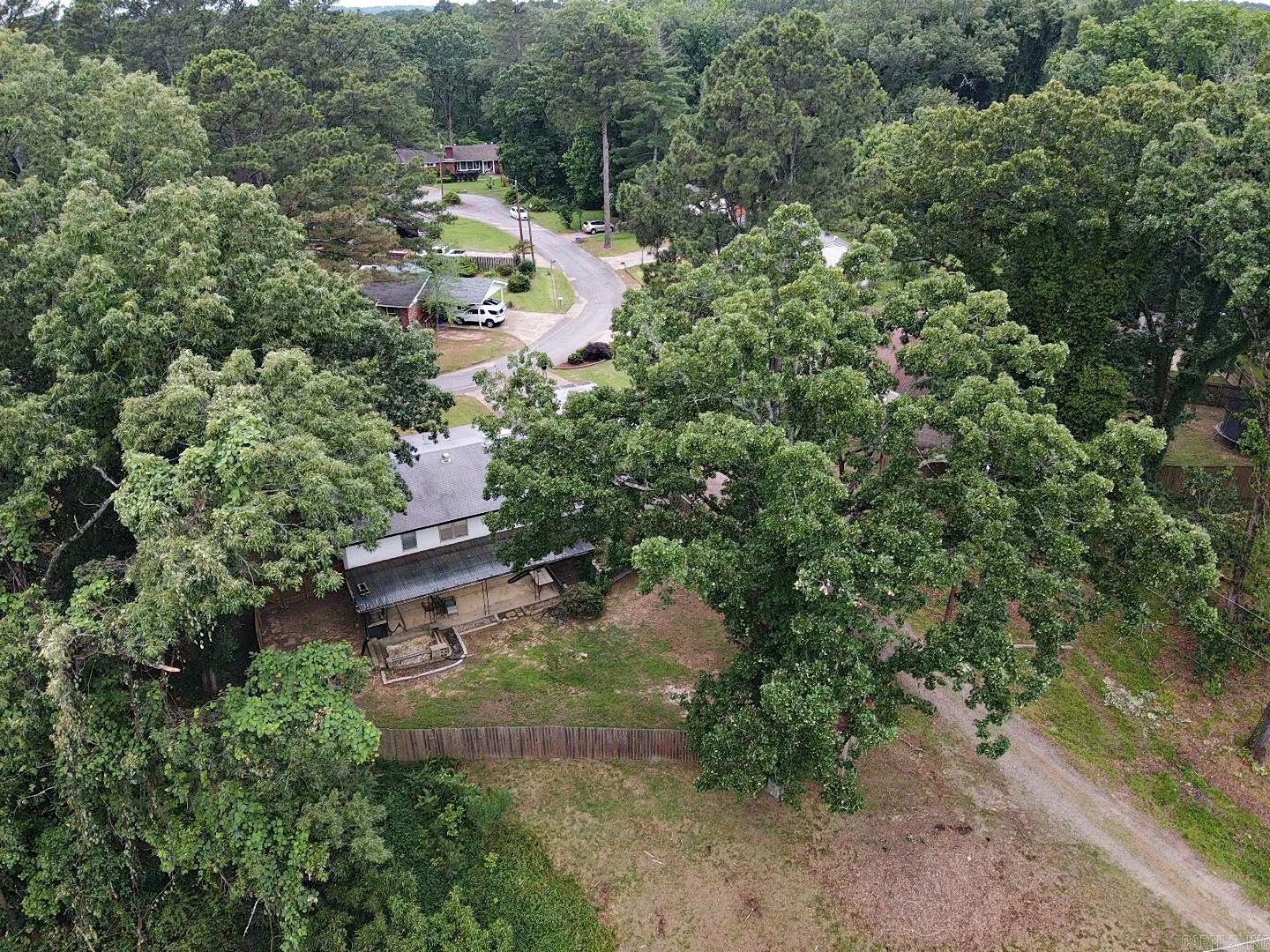 6 Pinewood Drive