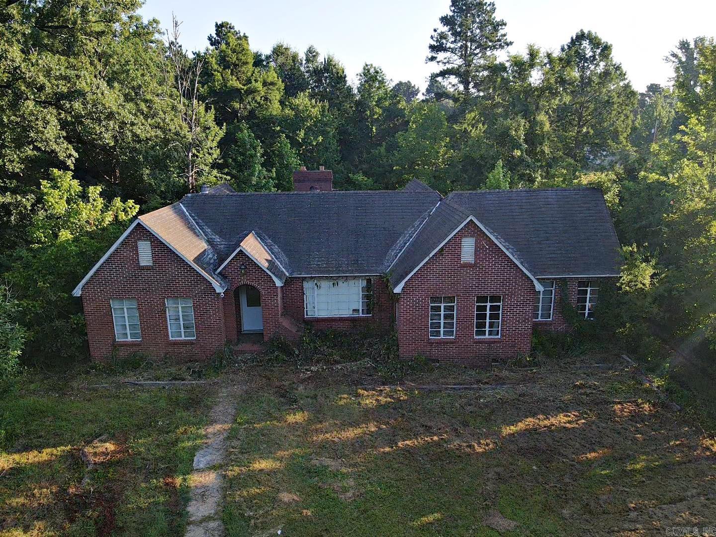 236 Curtis Road