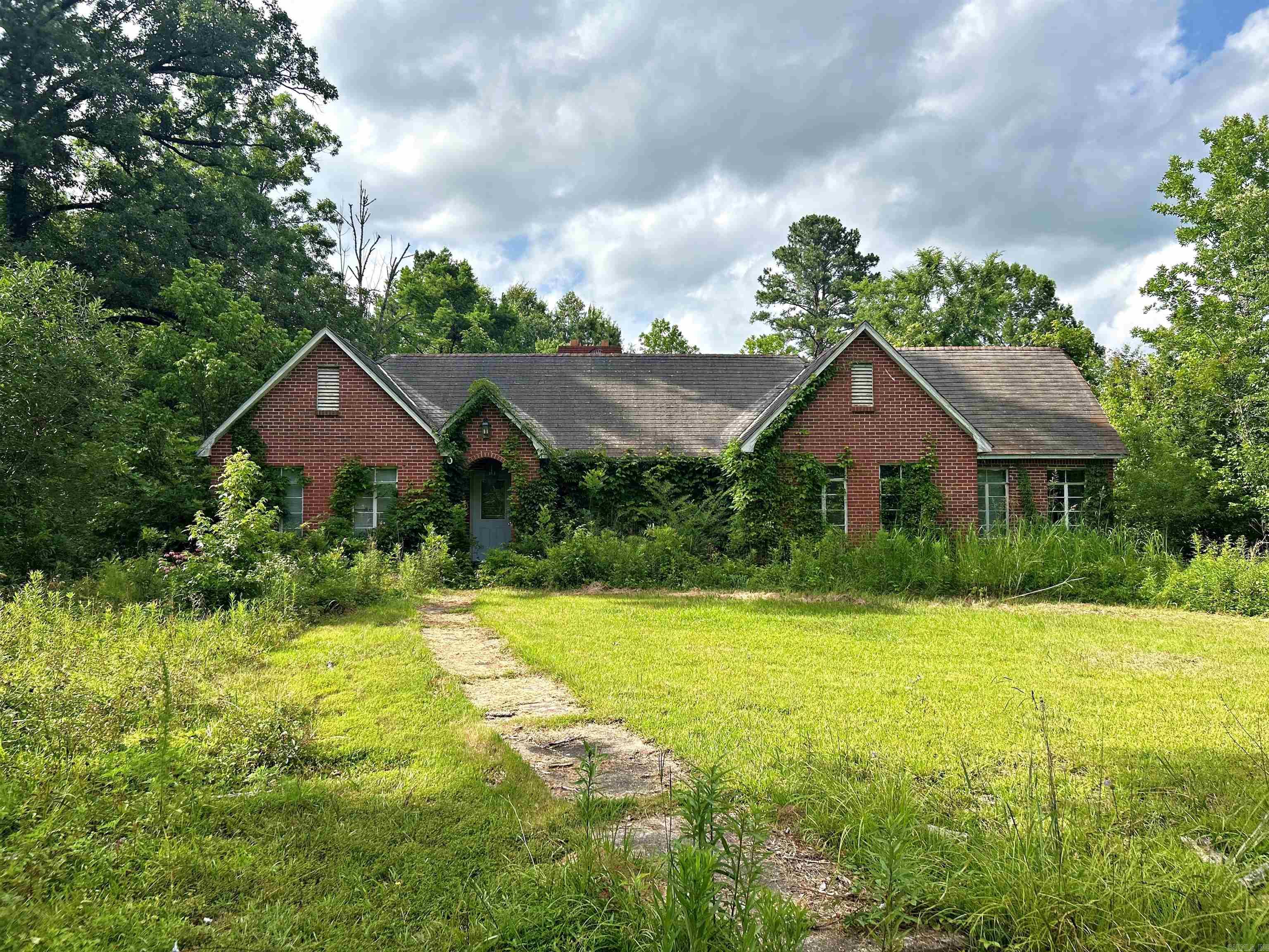 236 Curtis Road