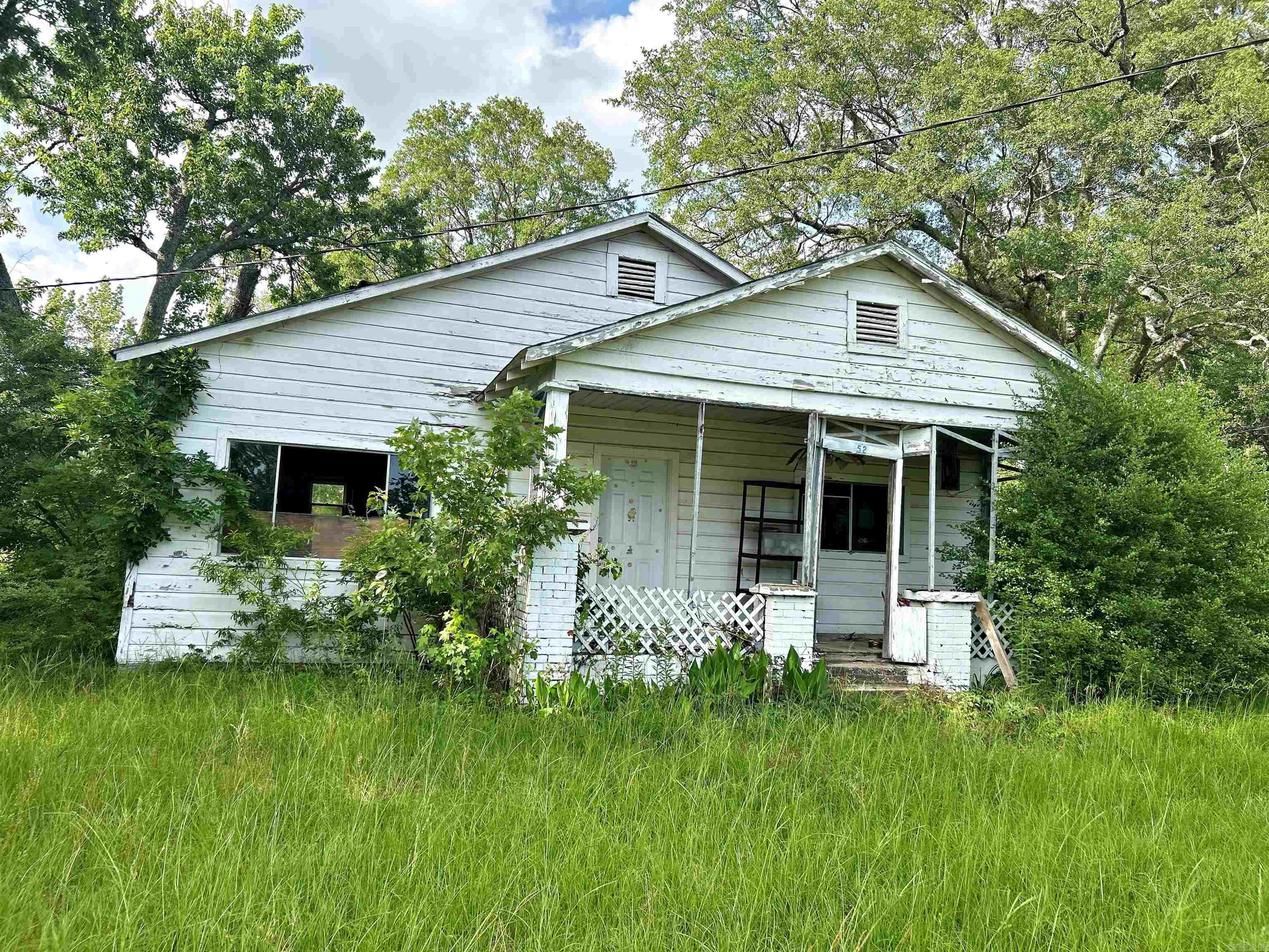 52 Curtis Road