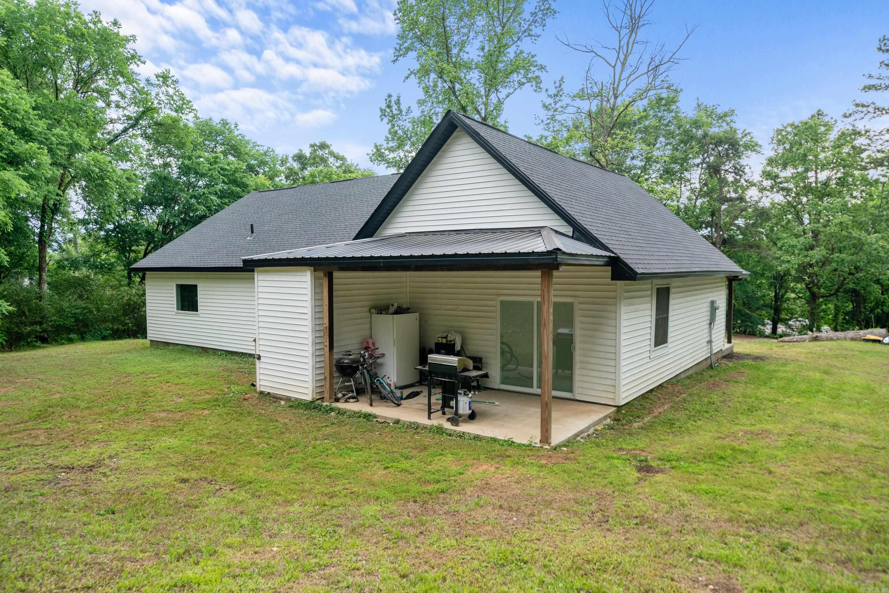 2038 Highway 270
