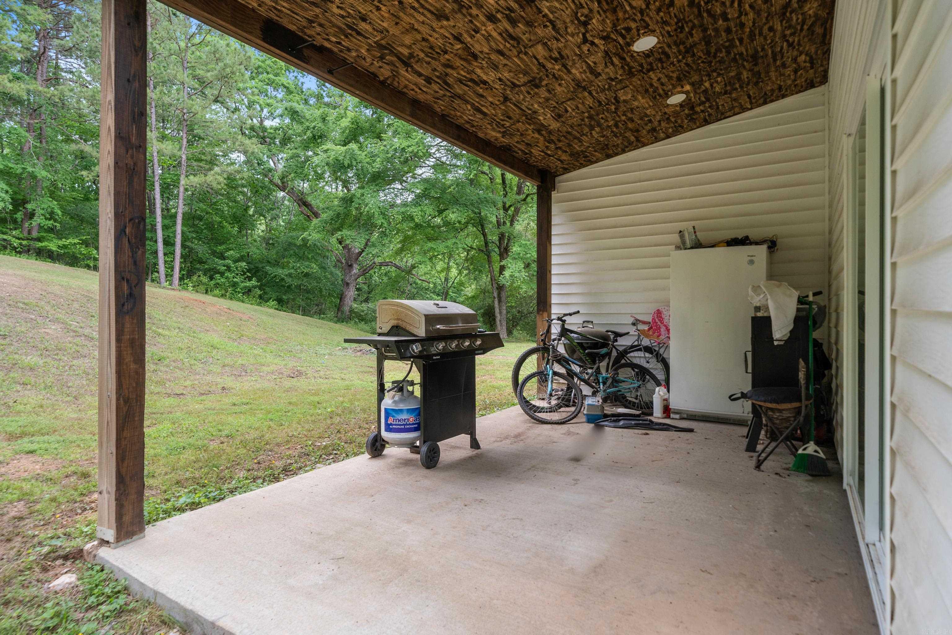 2038 Highway 270
