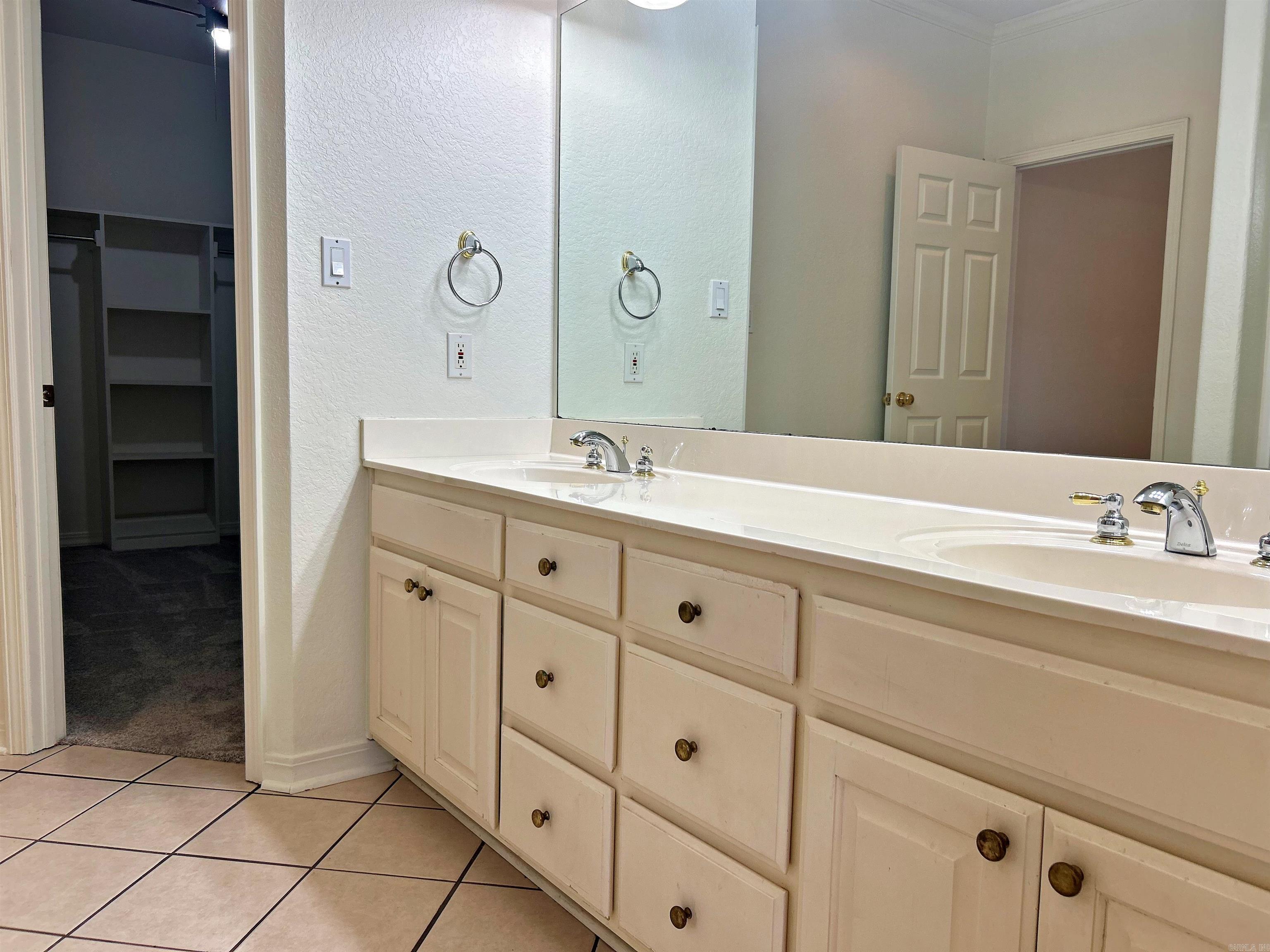 118 Apple Blossom Drive