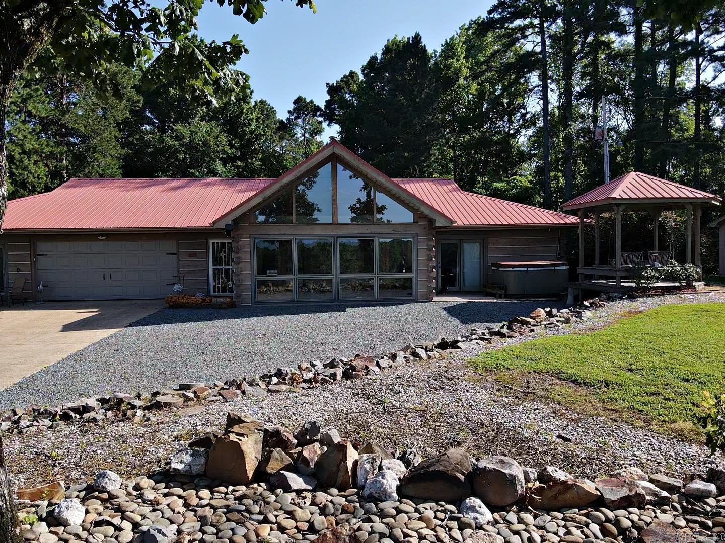 3432 Edgewood Drive