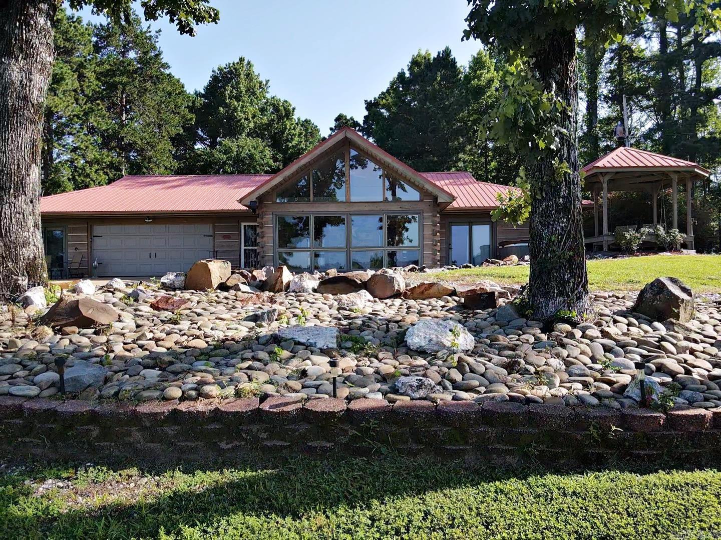 3432 Edgewood Drive