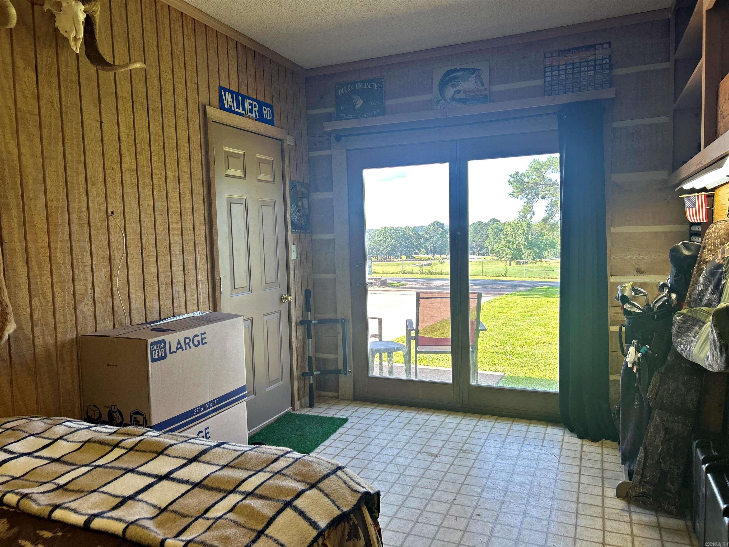 3432 Edgewood Drive