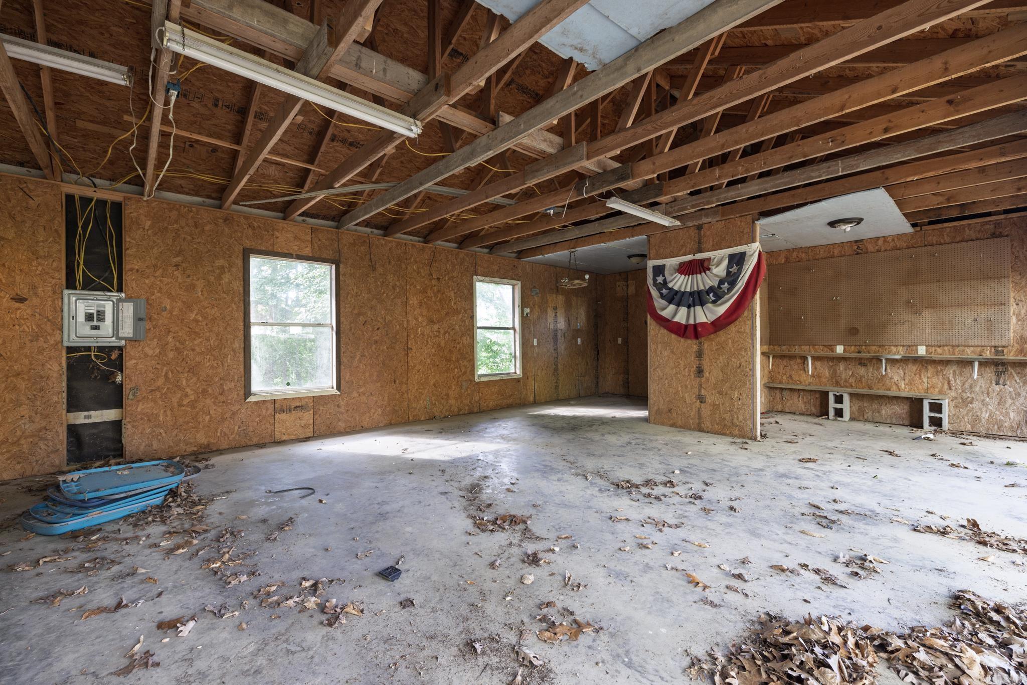 1072 Center Point Road