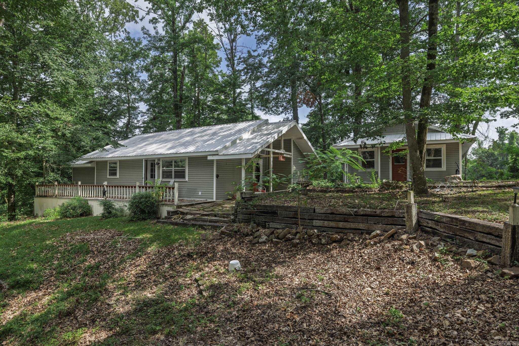 1072 Center Point Road