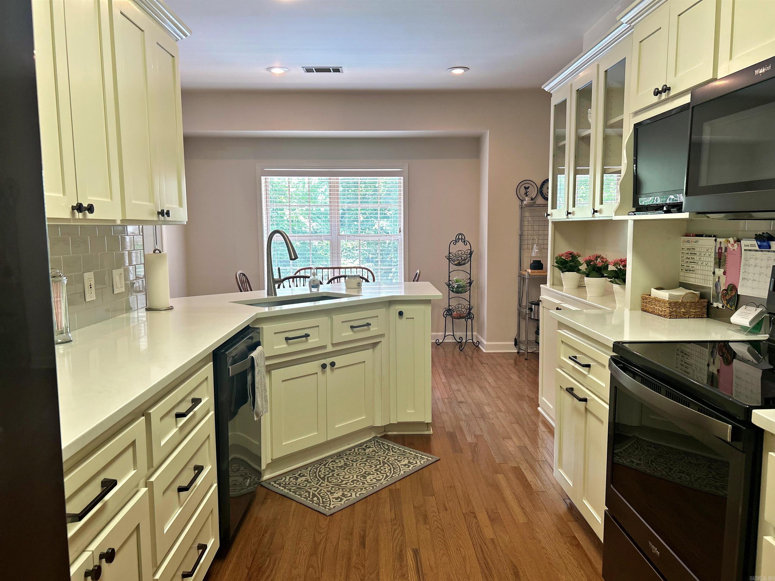 3 Timber Ridge Circle