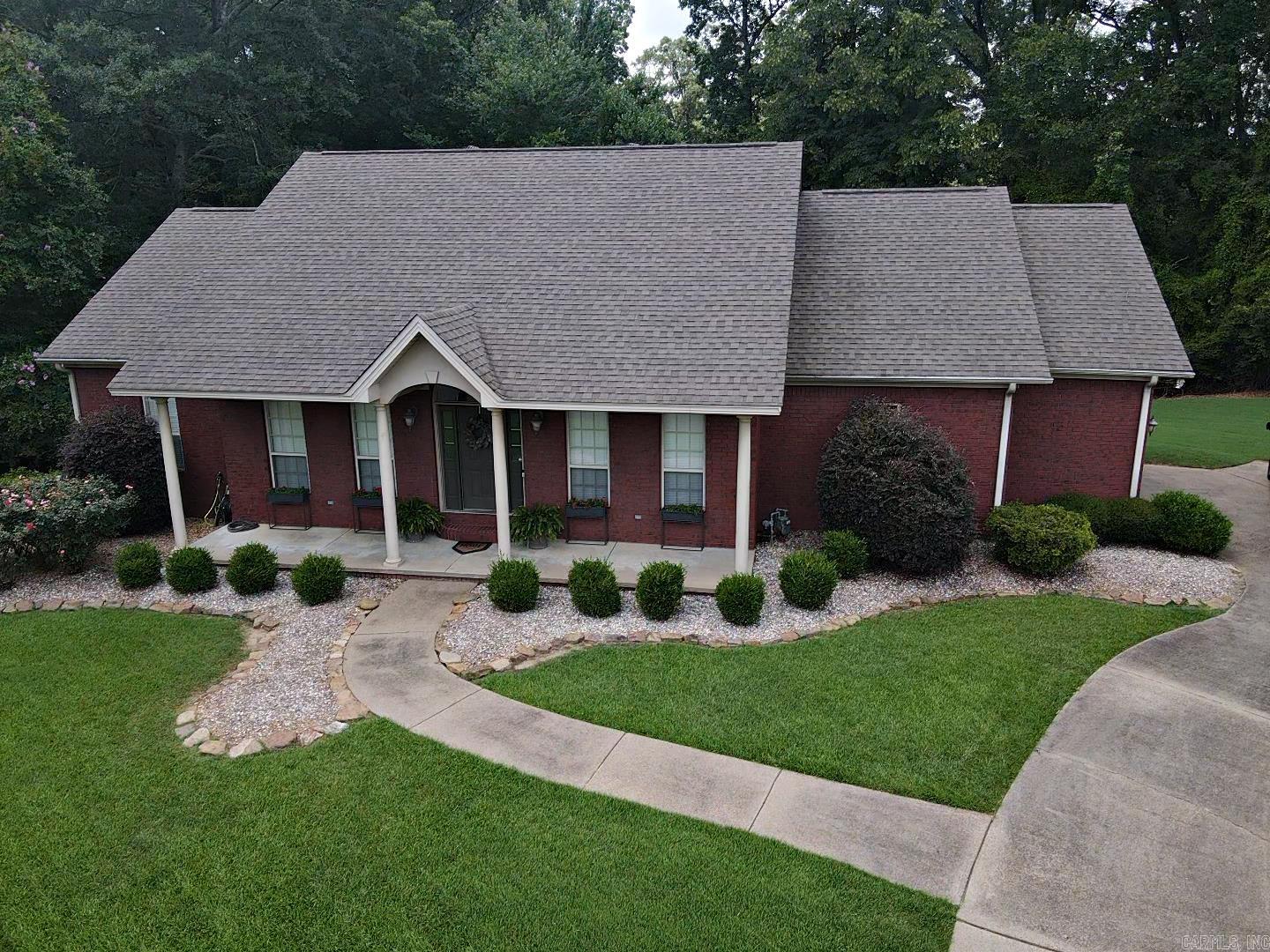 3 Timber Ridge Circle