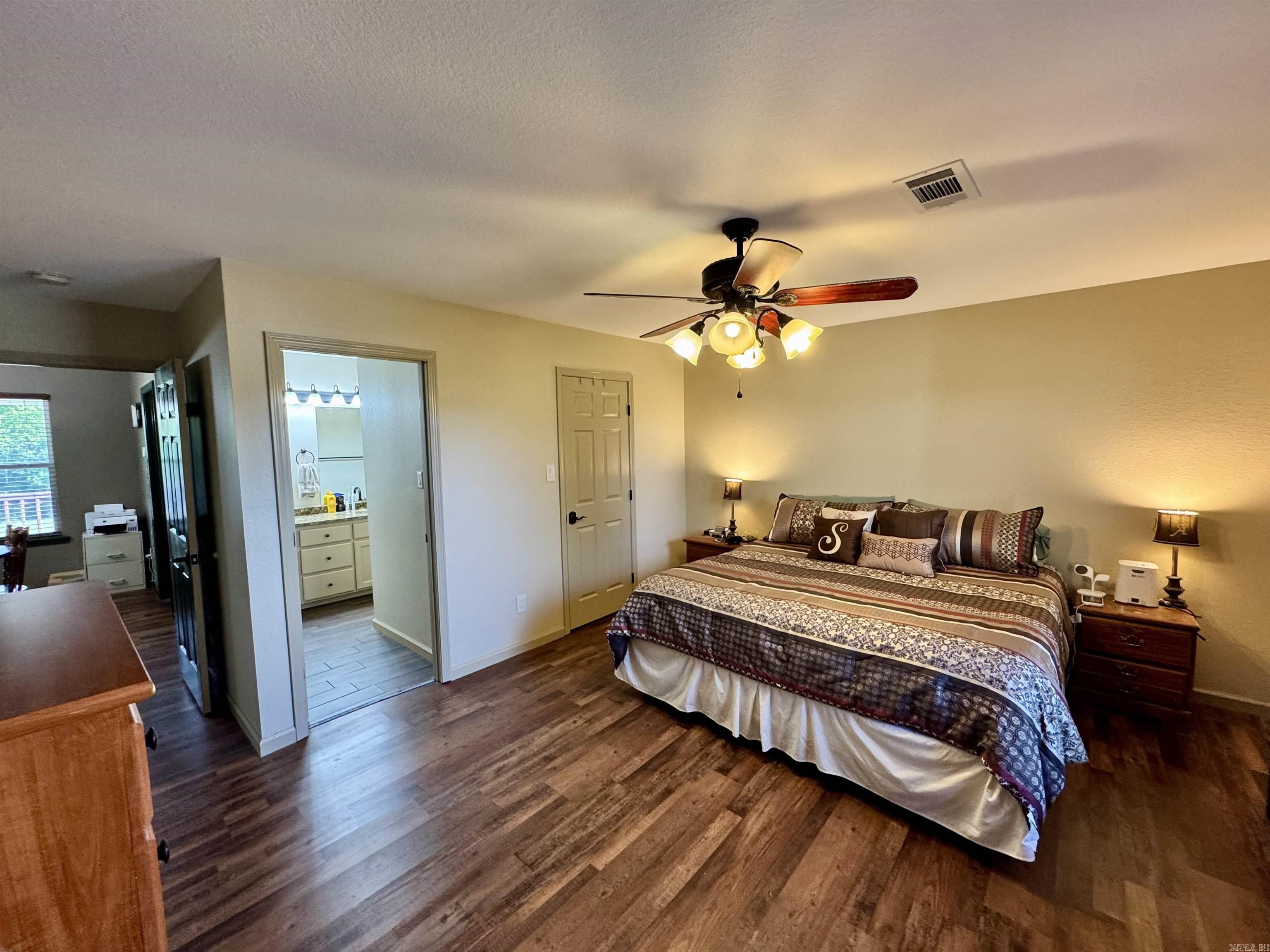 231 Pin Oak Drive