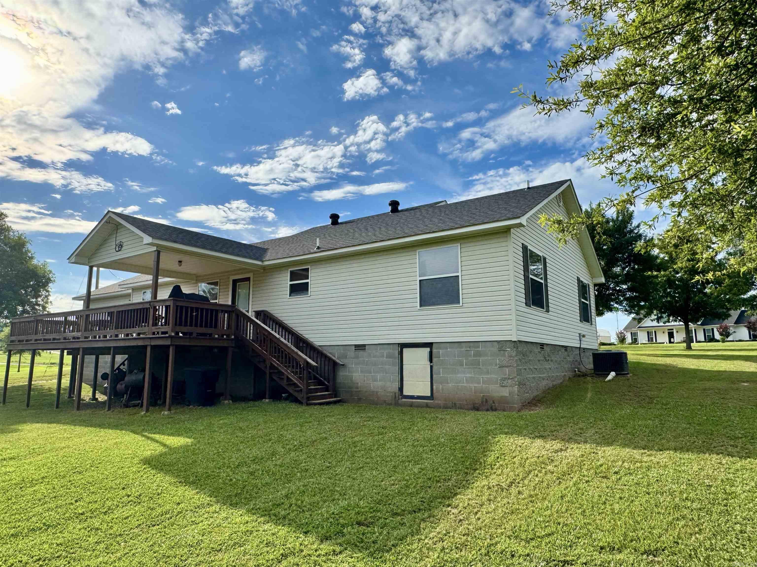 231 Pin Oak Drive