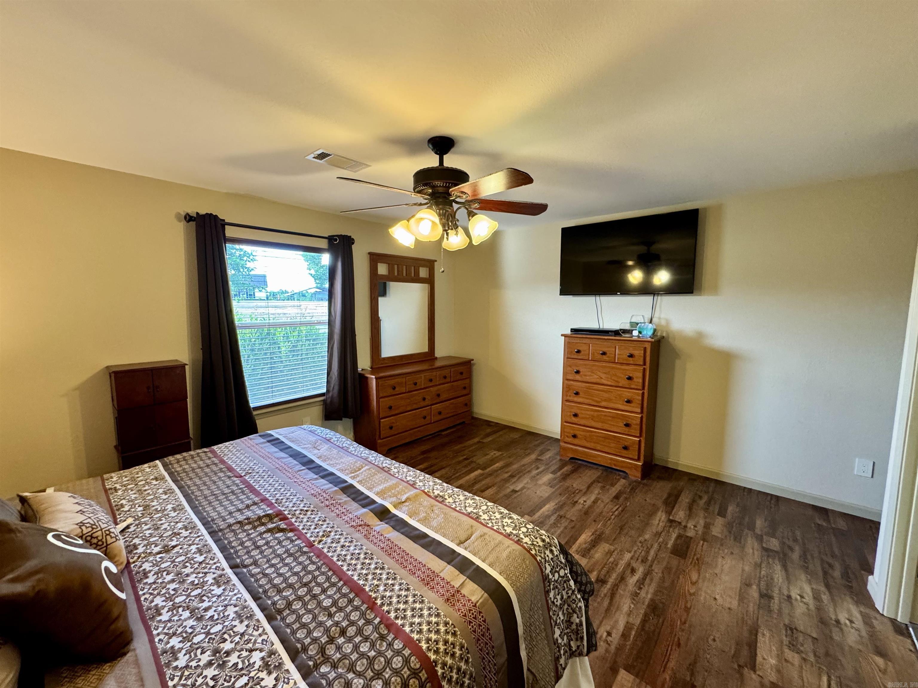 231 Pin Oak Drive