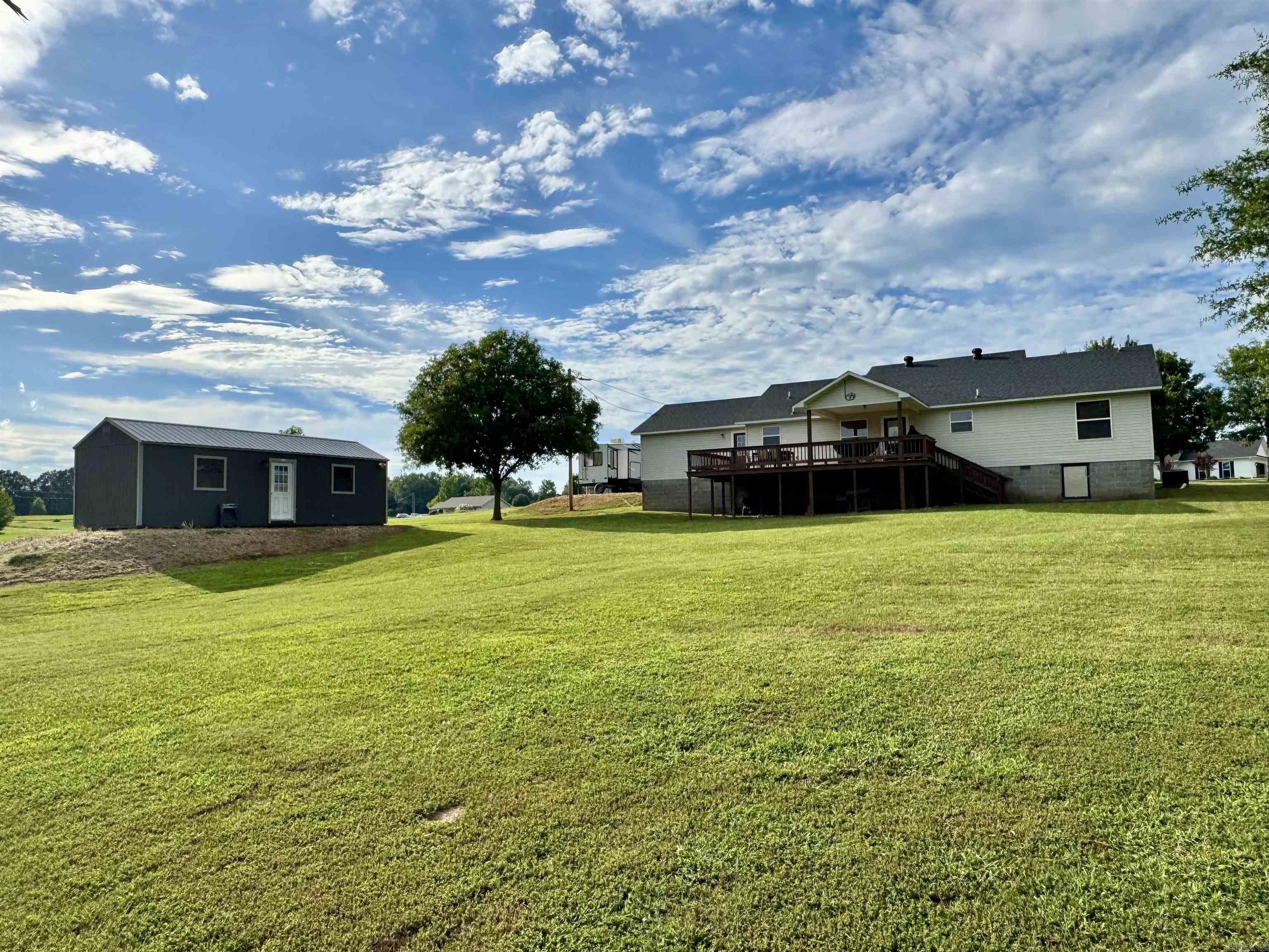 231 Pin Oak Drive