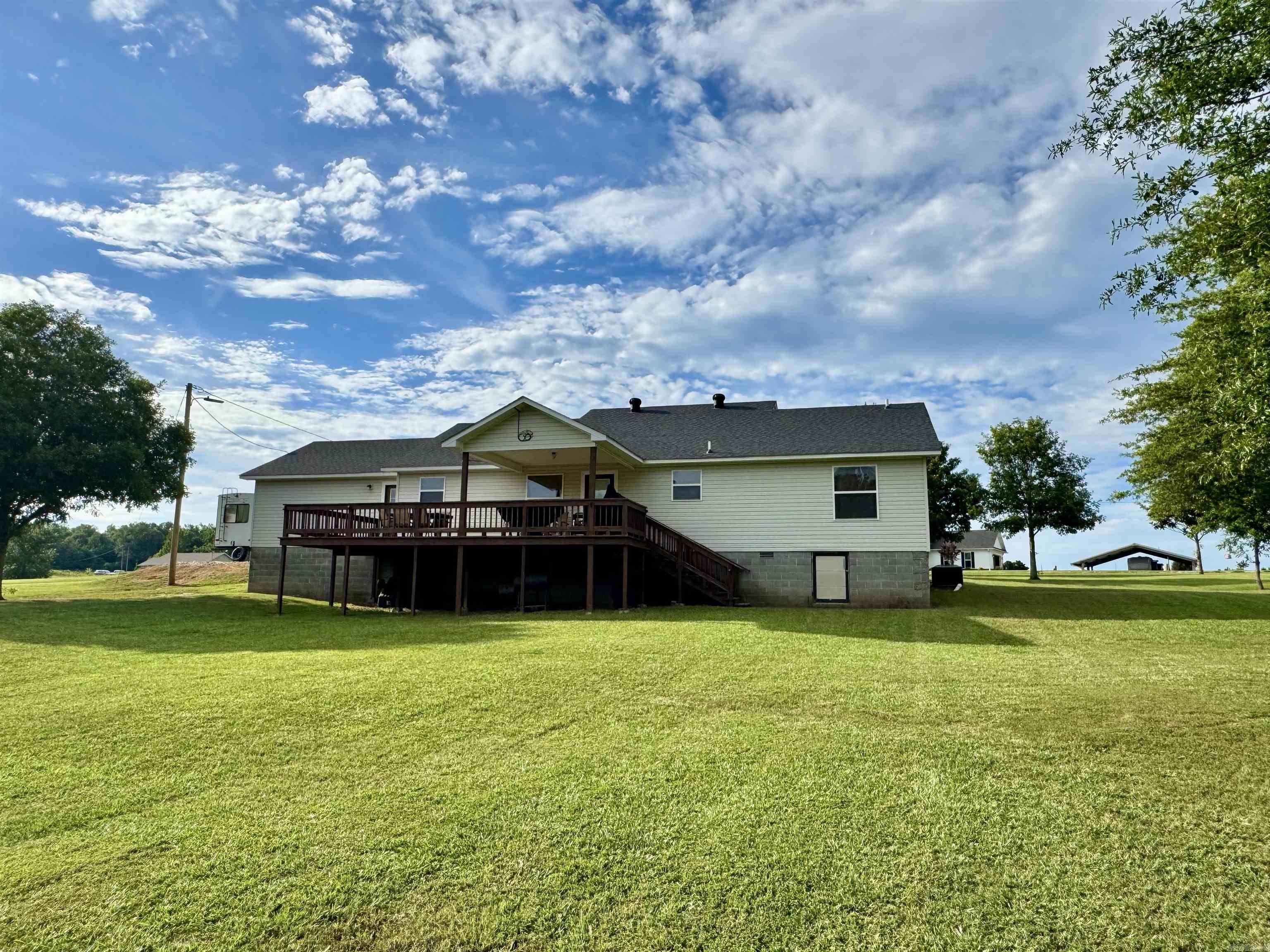 231 Pin Oak Drive