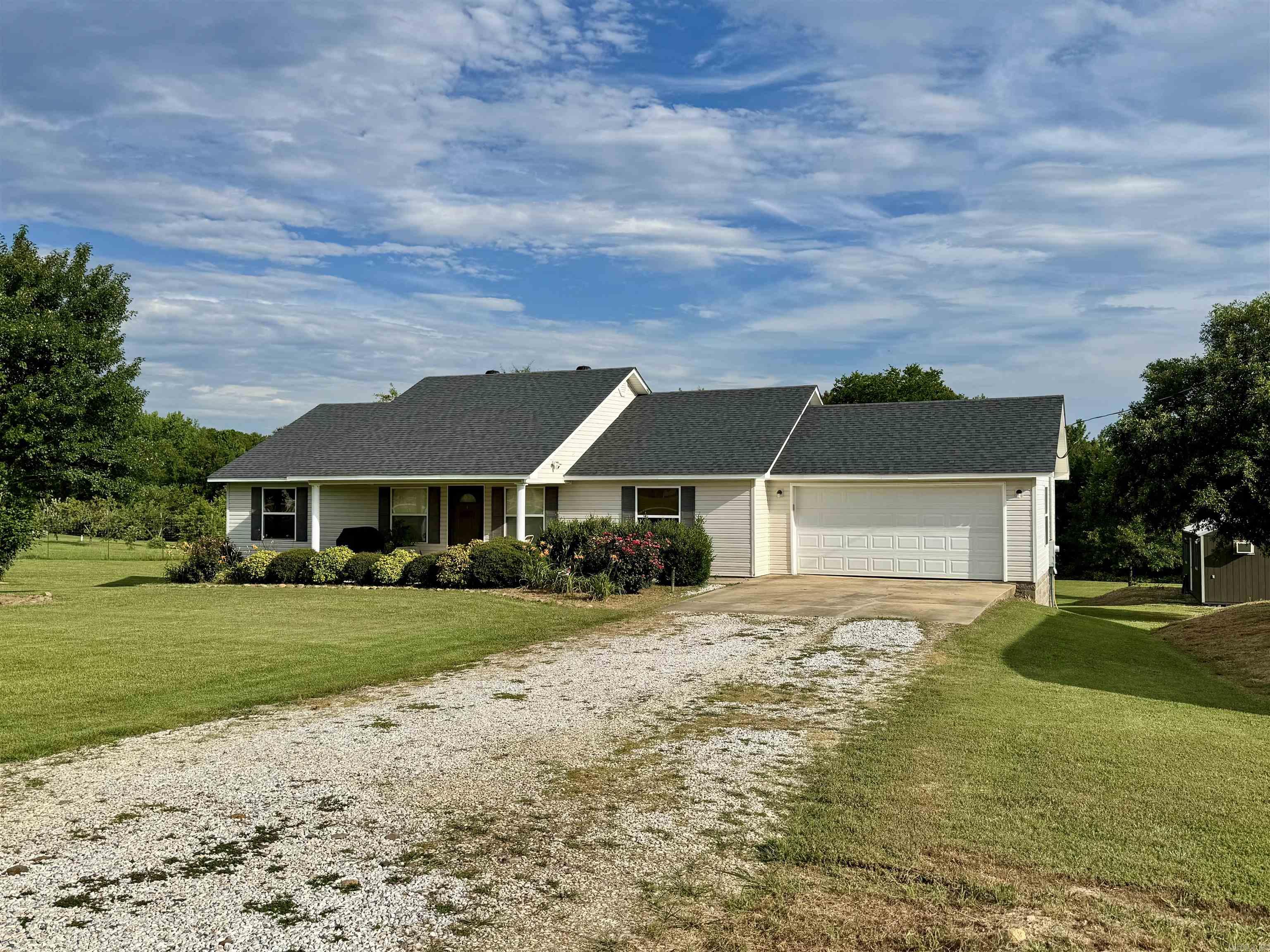231 Pin Oak Drive