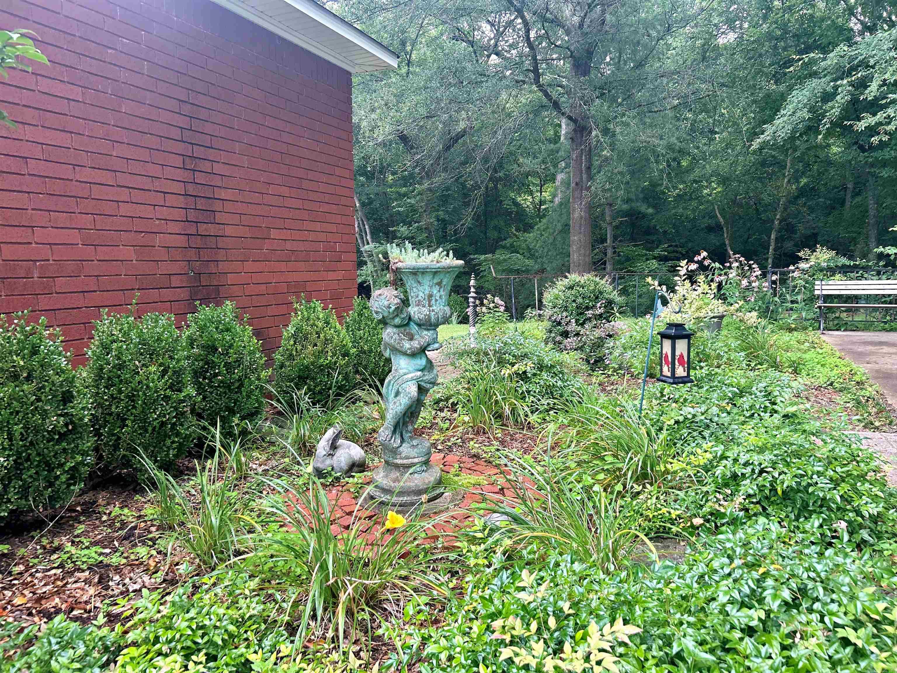 108 Magnolia Drive