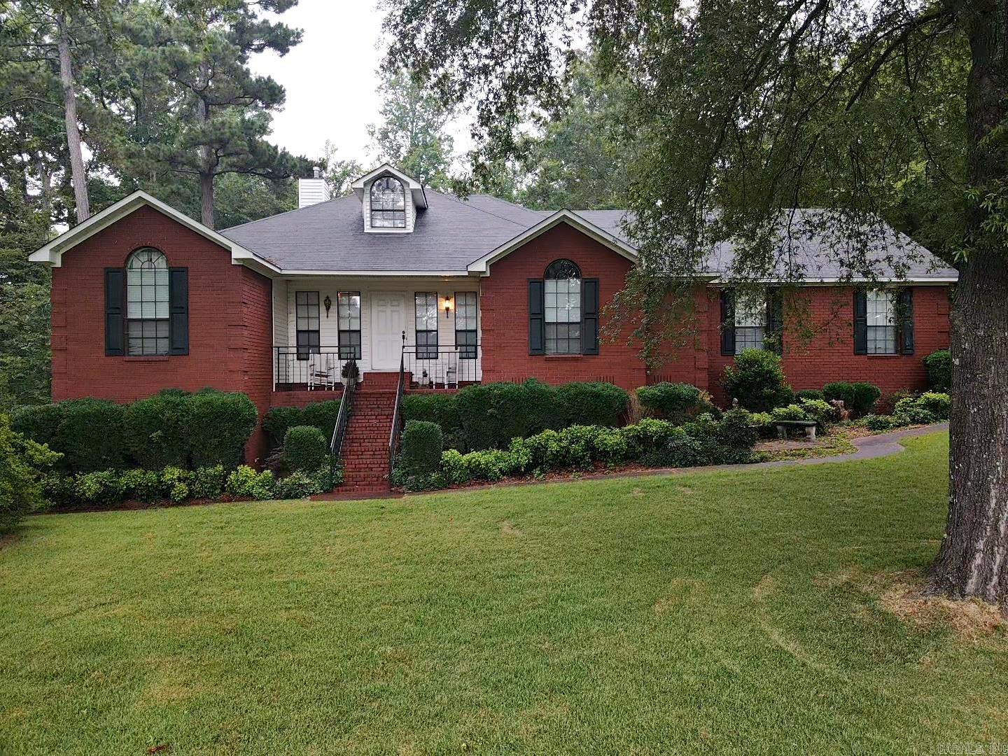 108 Magnolia Drive