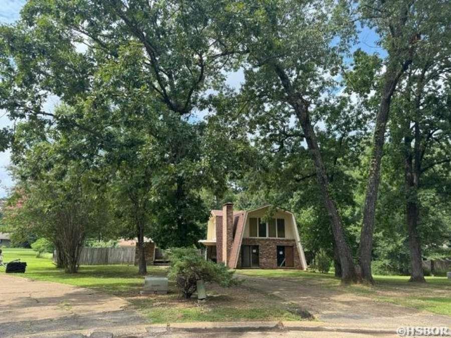 103 Stonegate Court