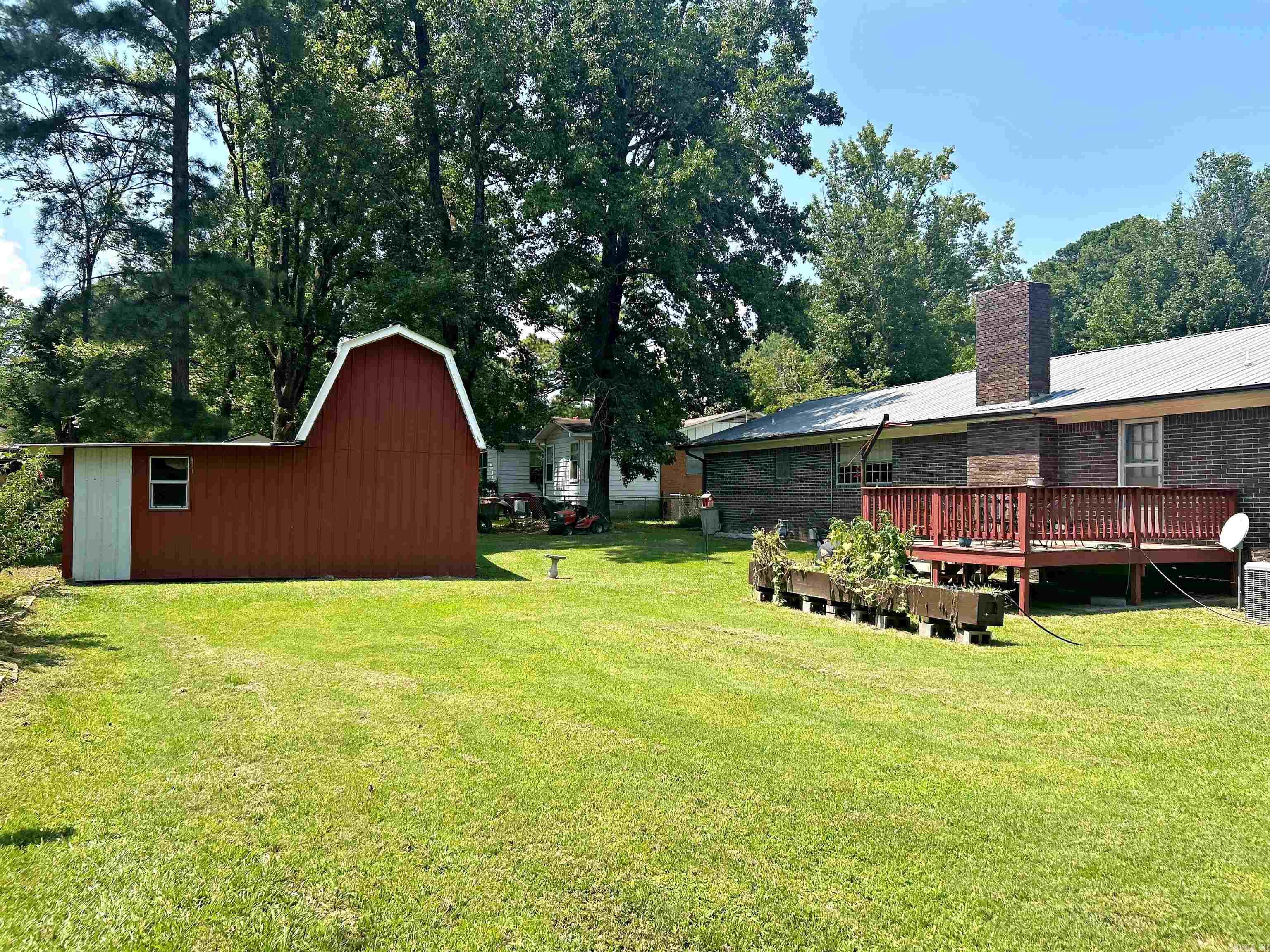 2709 Lynwood Drive