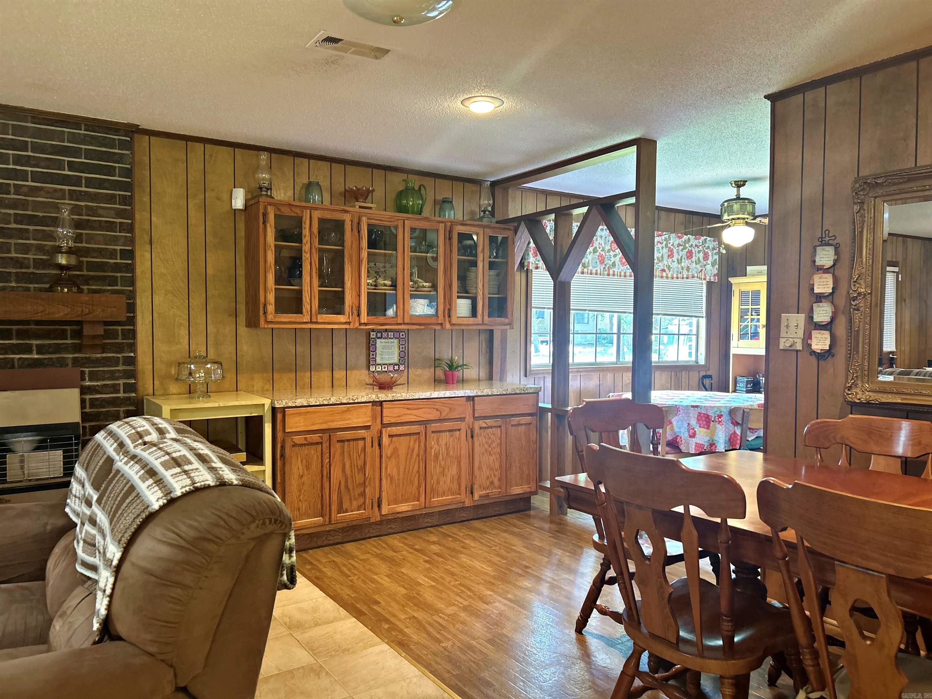 2709 Lynwood Drive