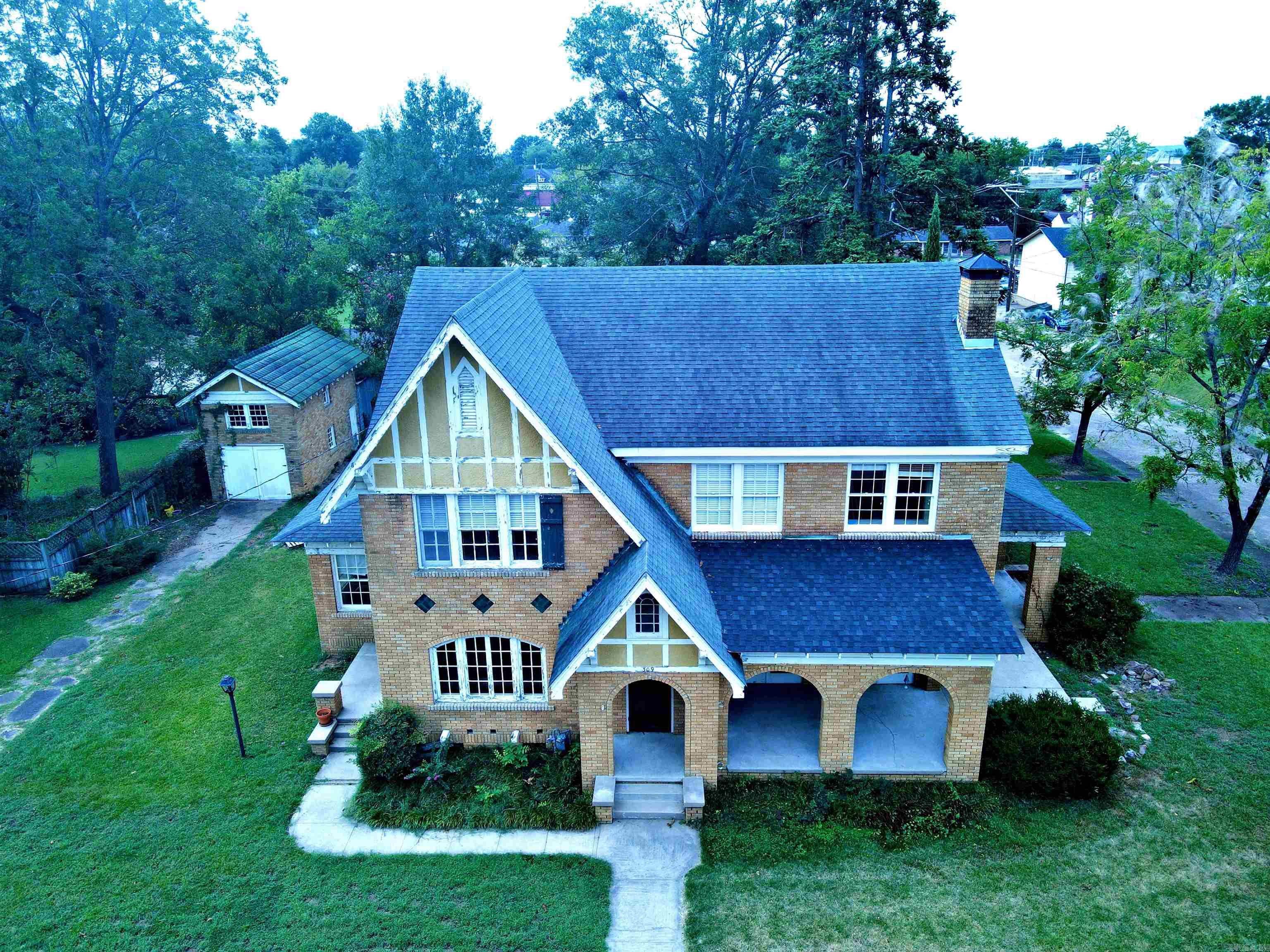 309 Hardin Street