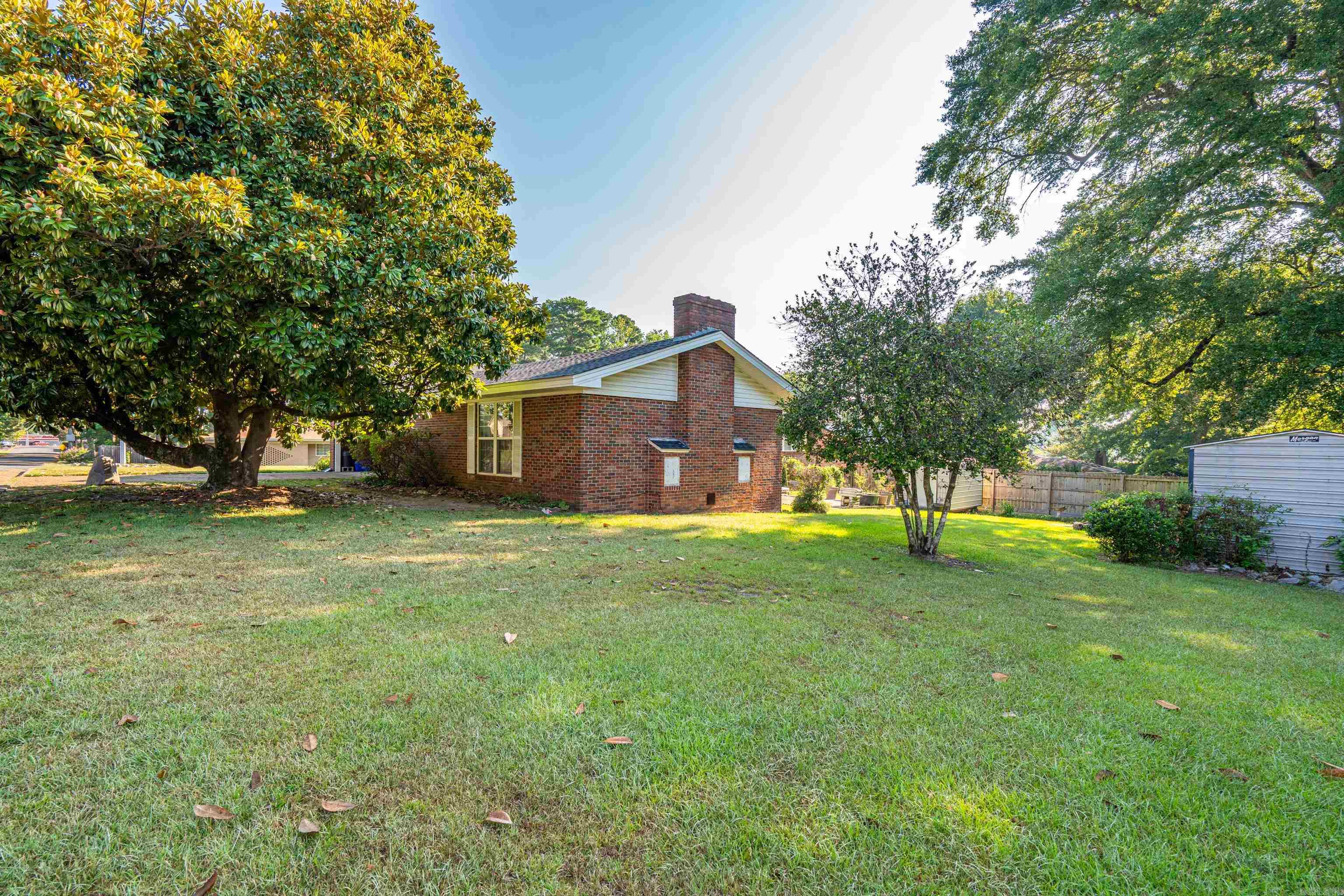 2717 Lynwood Drive