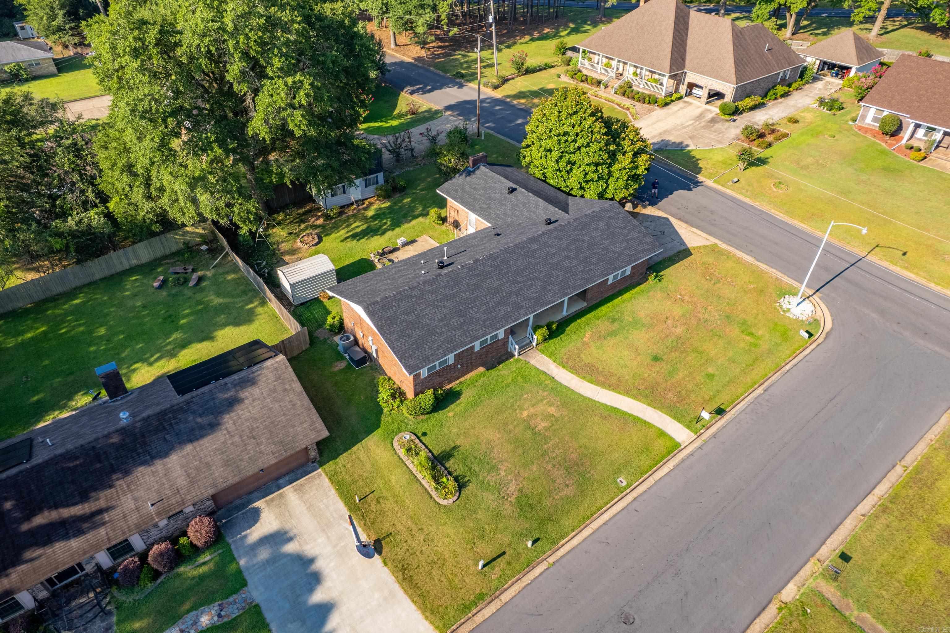 2717 Lynwood Drive