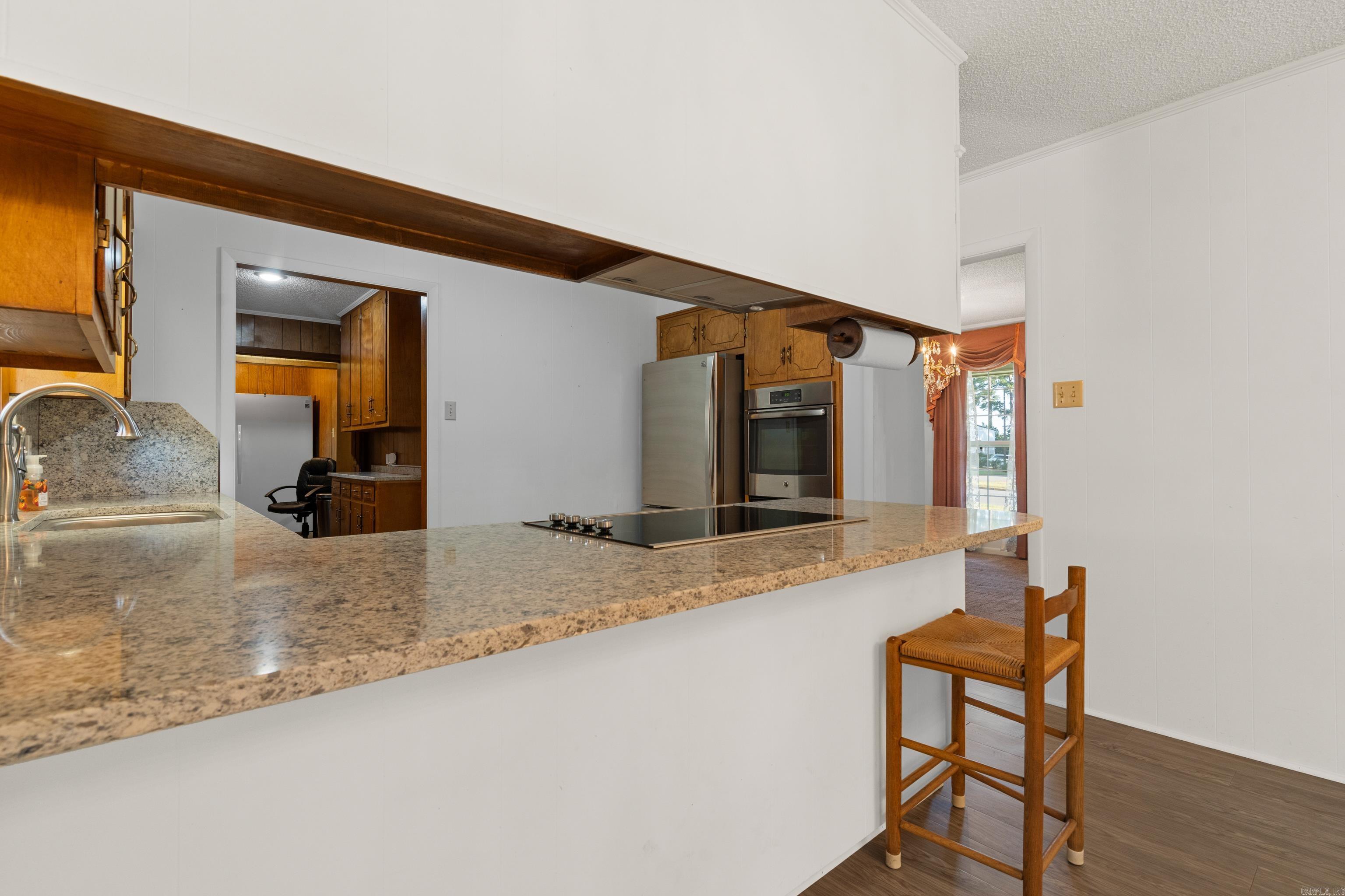 2717 Lynwood Drive