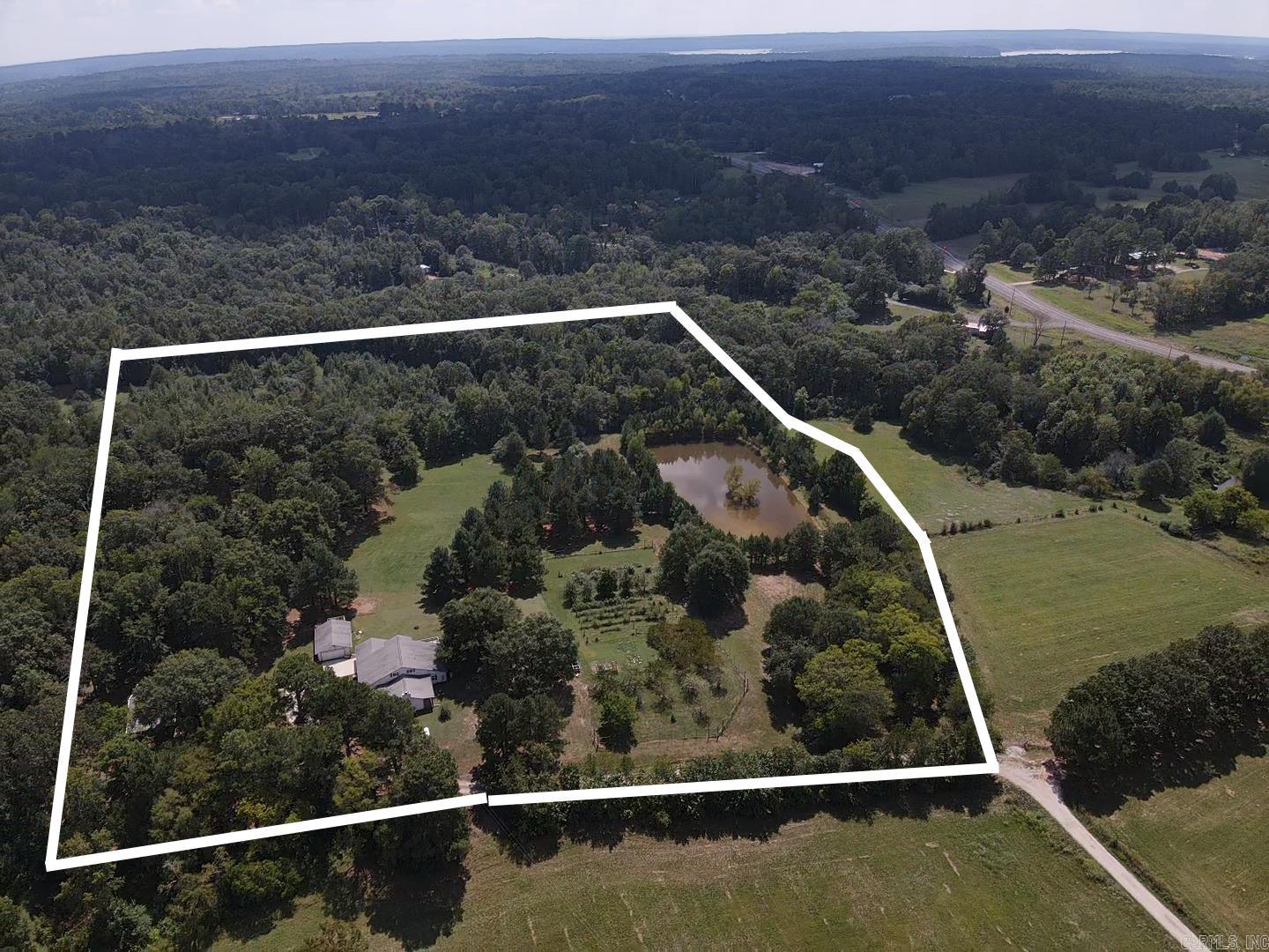 2152 Thomas Loop