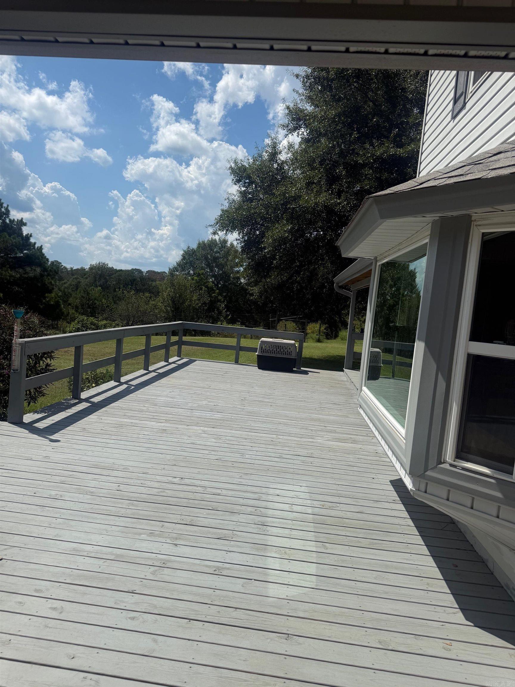 2152 Thomas Loop
