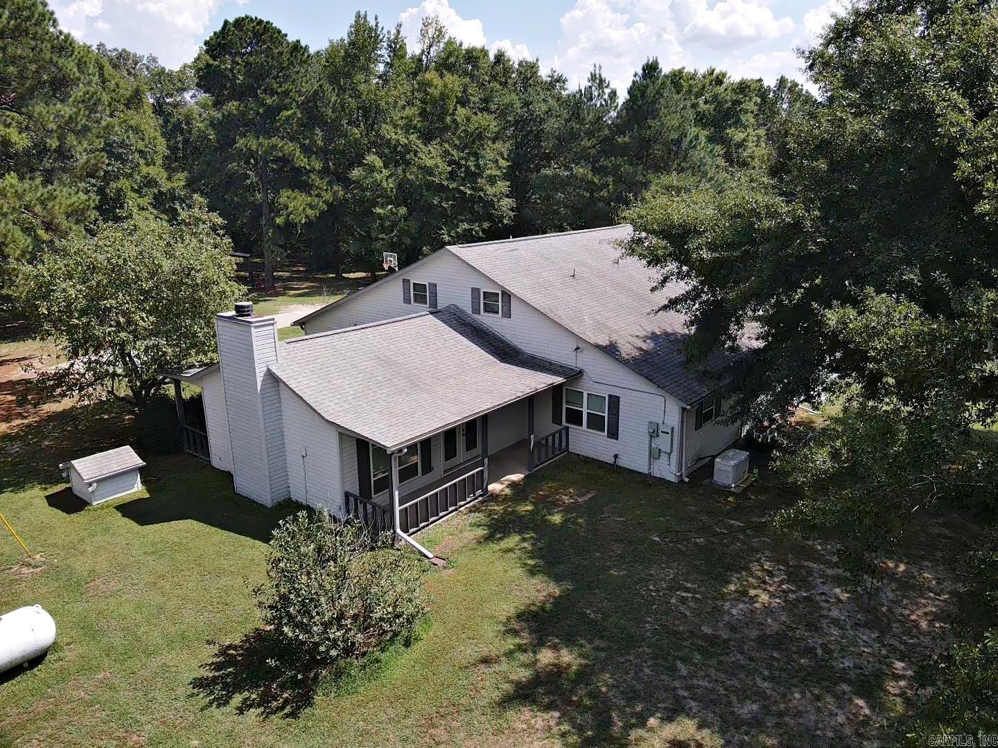 2152 Thomas Loop