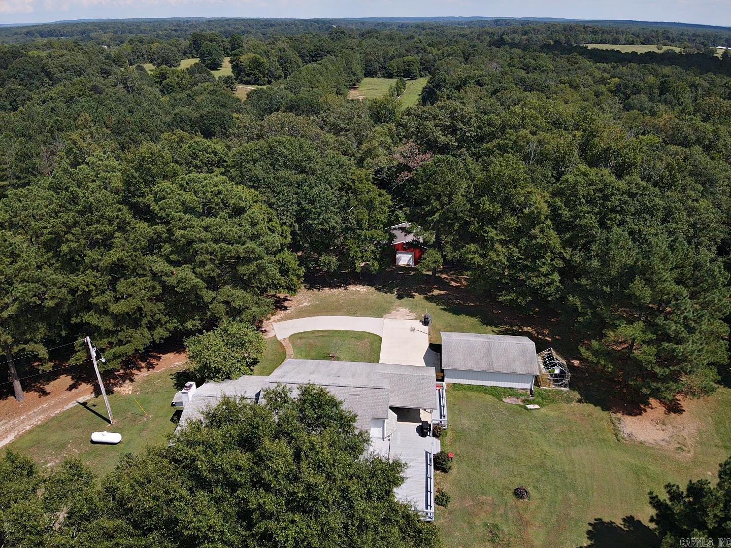 2152 Thomas Loop