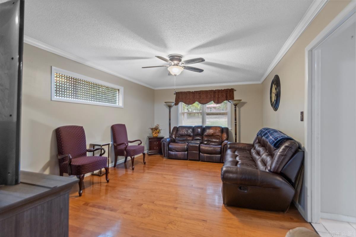 285 Pinewood Drive