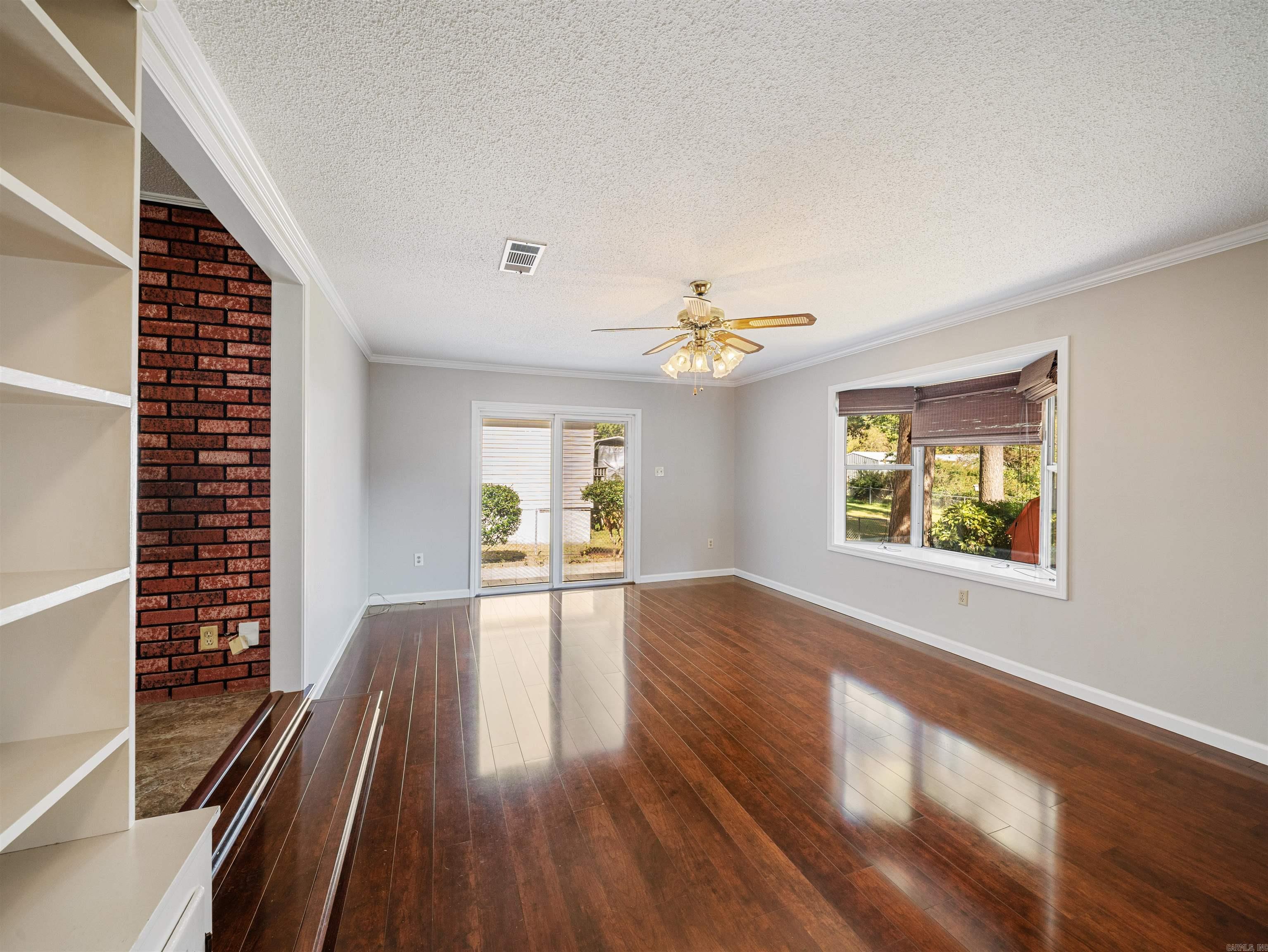 517 BOWERS Drive