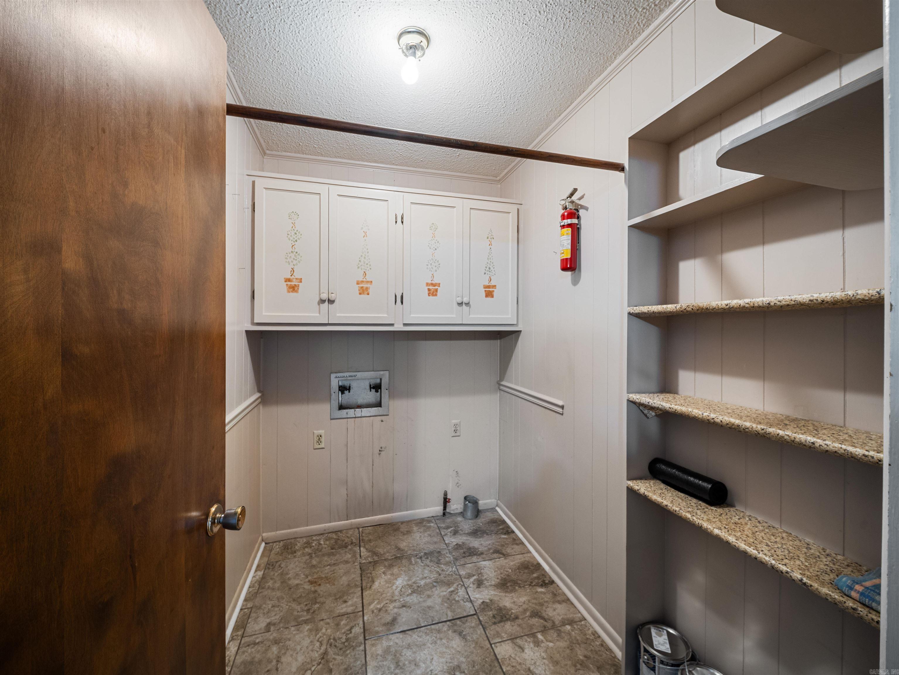 517 BOWERS Drive