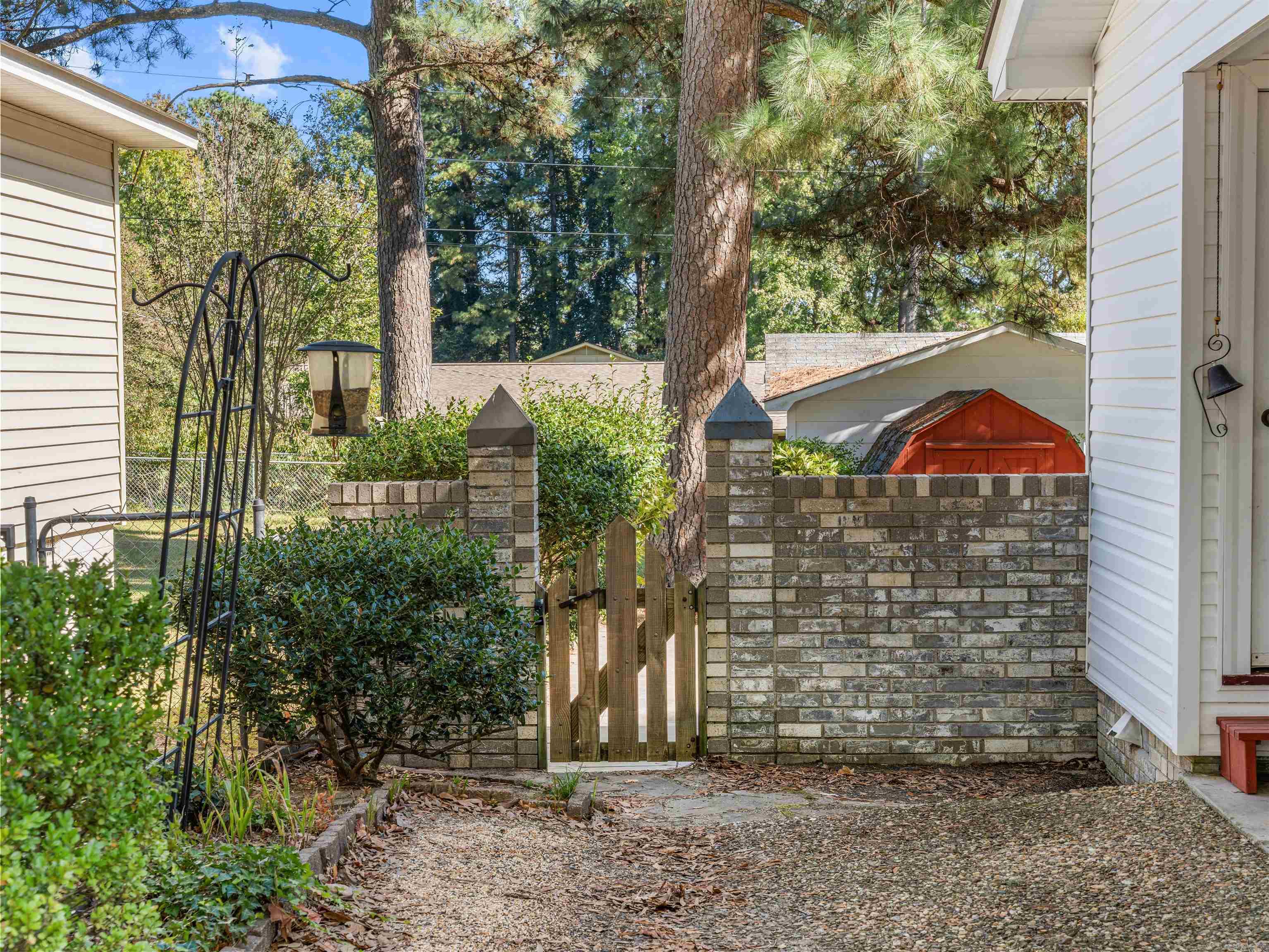 517 BOWERS Drive