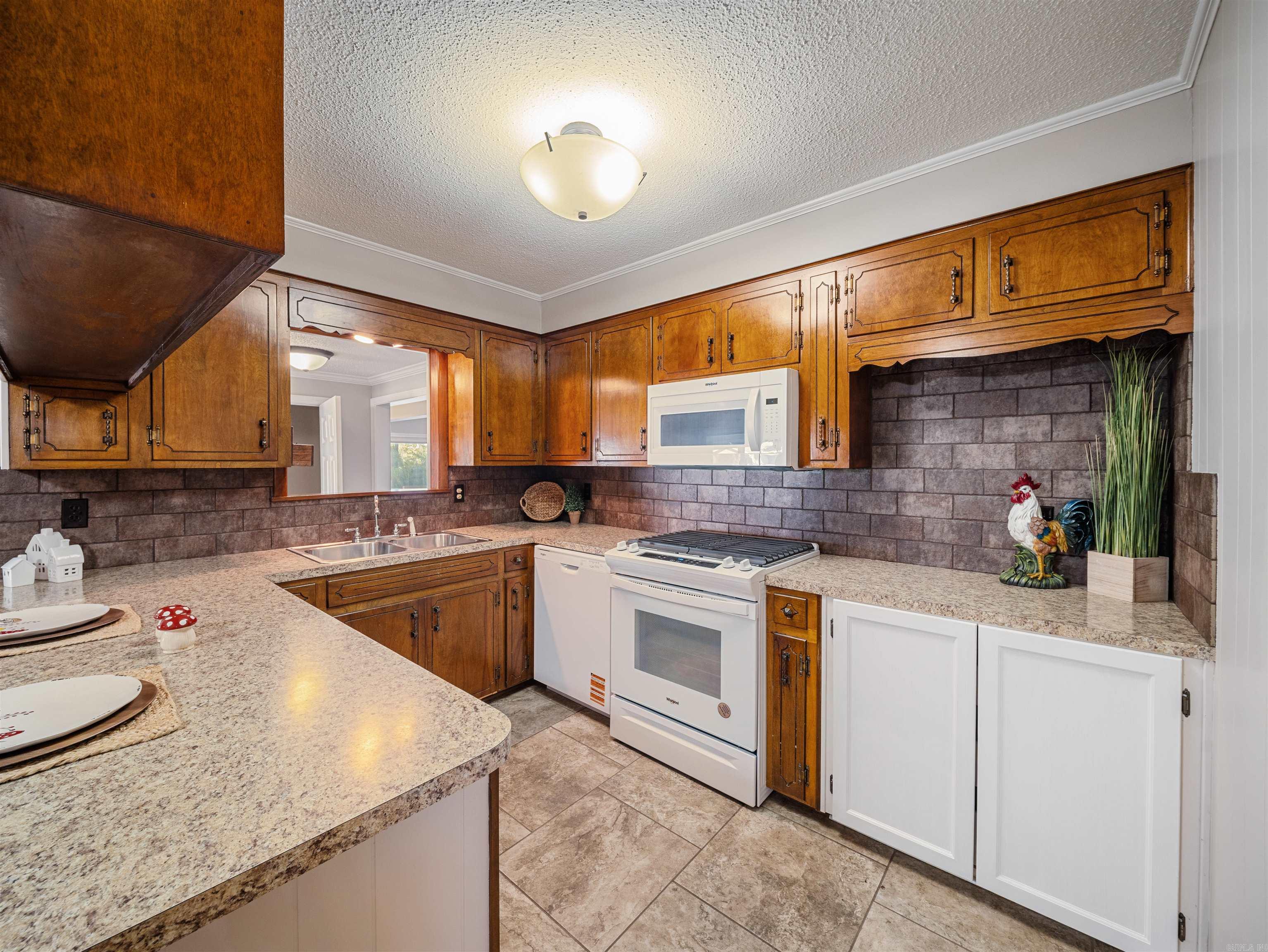 517 BOWERS Drive
