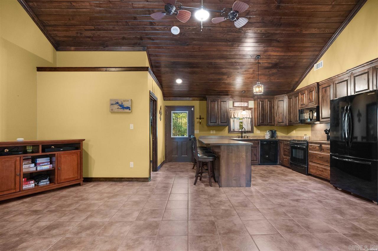 1622 Edgewood Drive