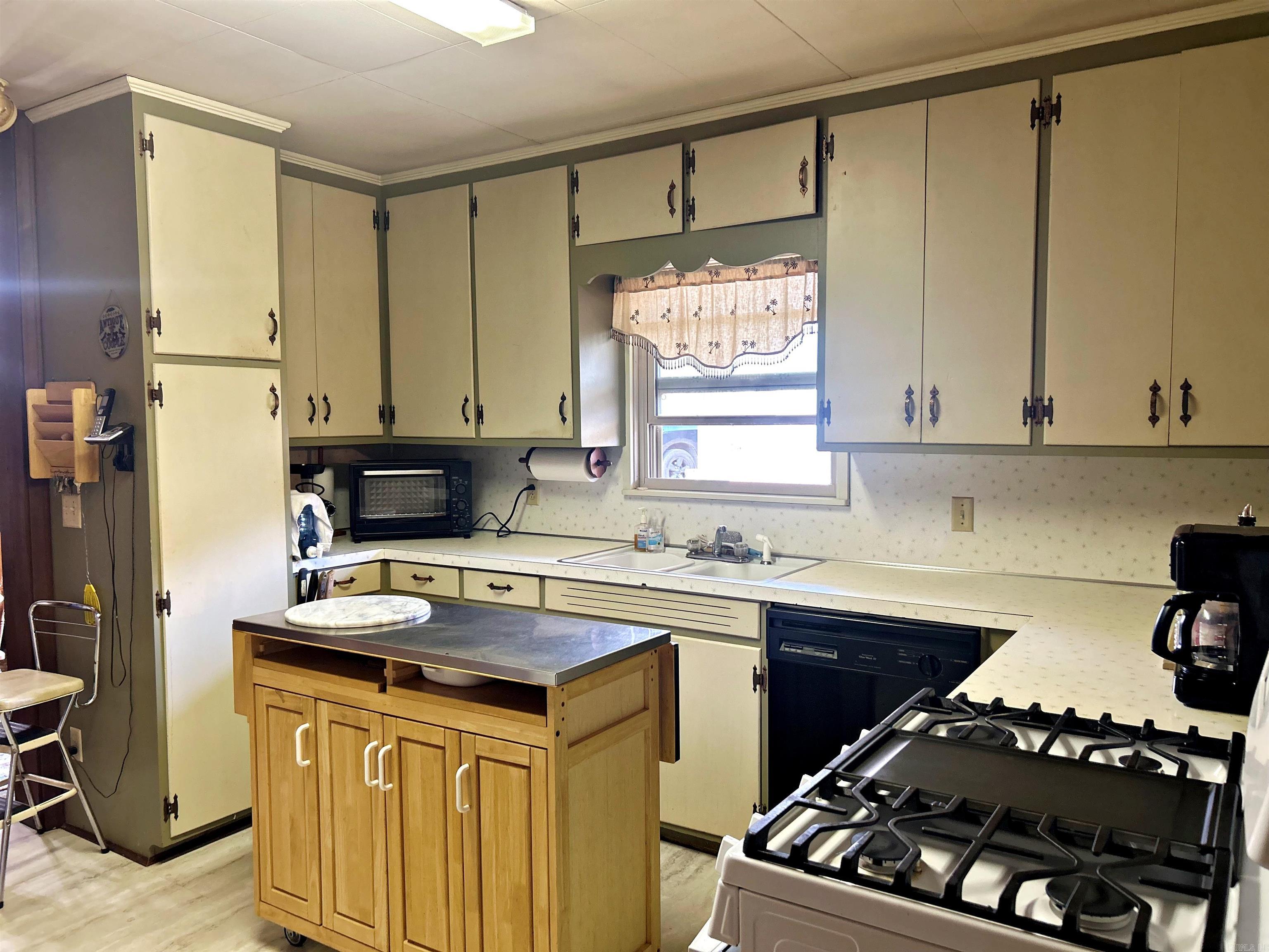 5261 Hickory Grove Road
