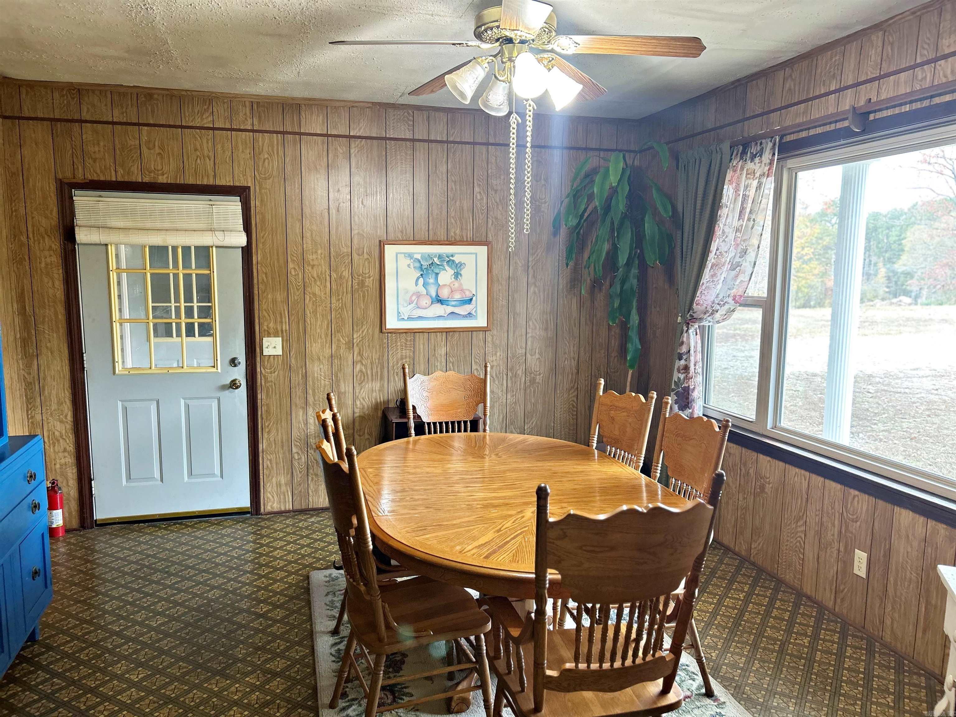 5261 Hickory Grove Road