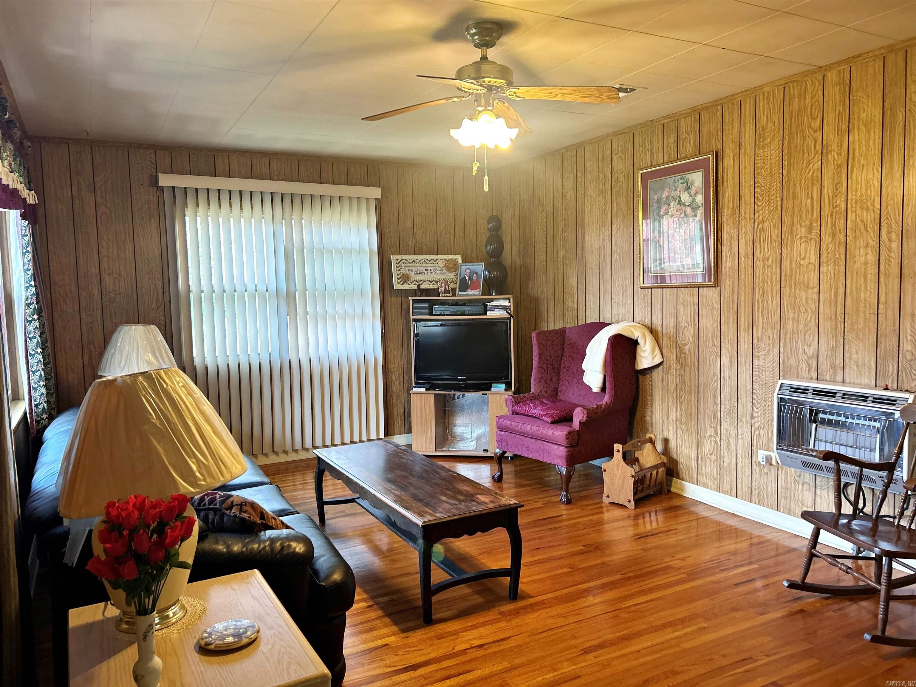 5261 Hickory Grove Road