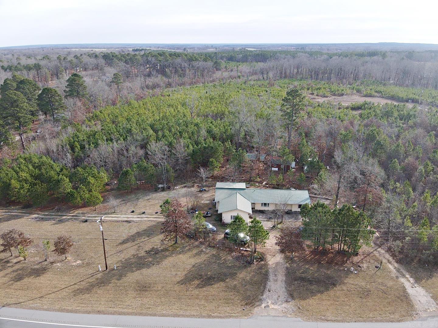 3506 S 67 Highway
