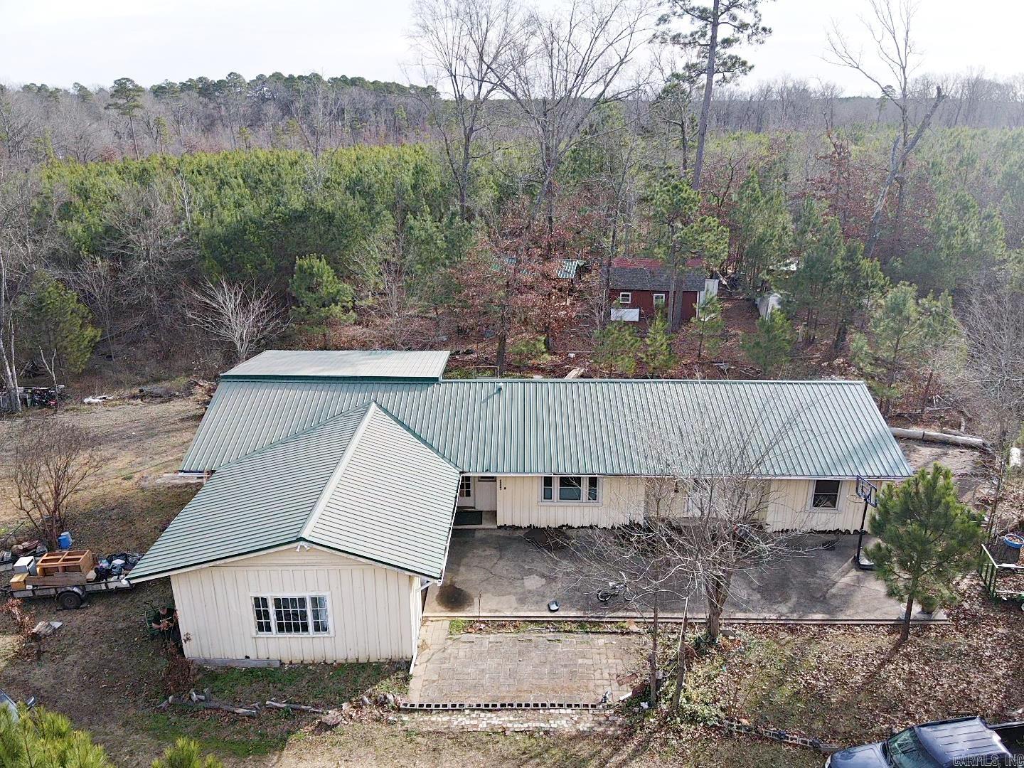 3506 S 67 Highway
