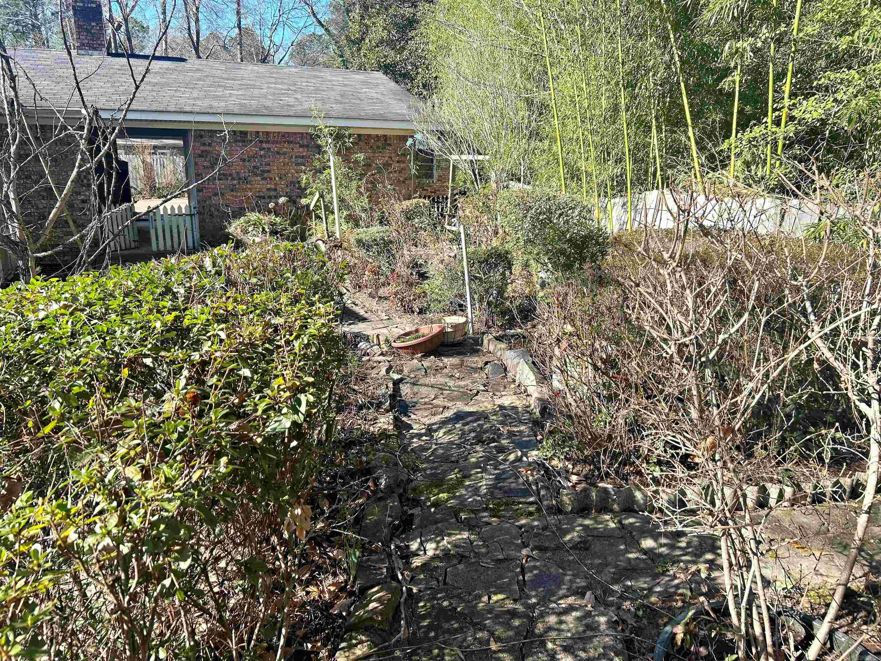 2084 Elaine Circle